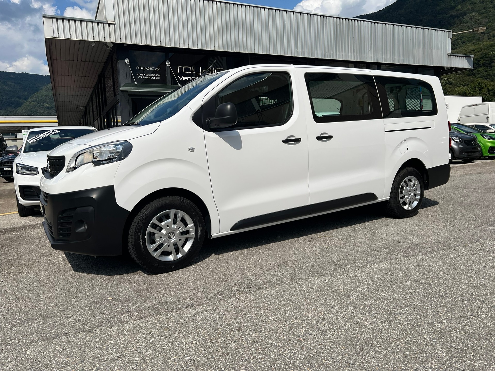 PEUGEOT Expert 2.0 BlueHDi 140 S&S Premium Long EAT8