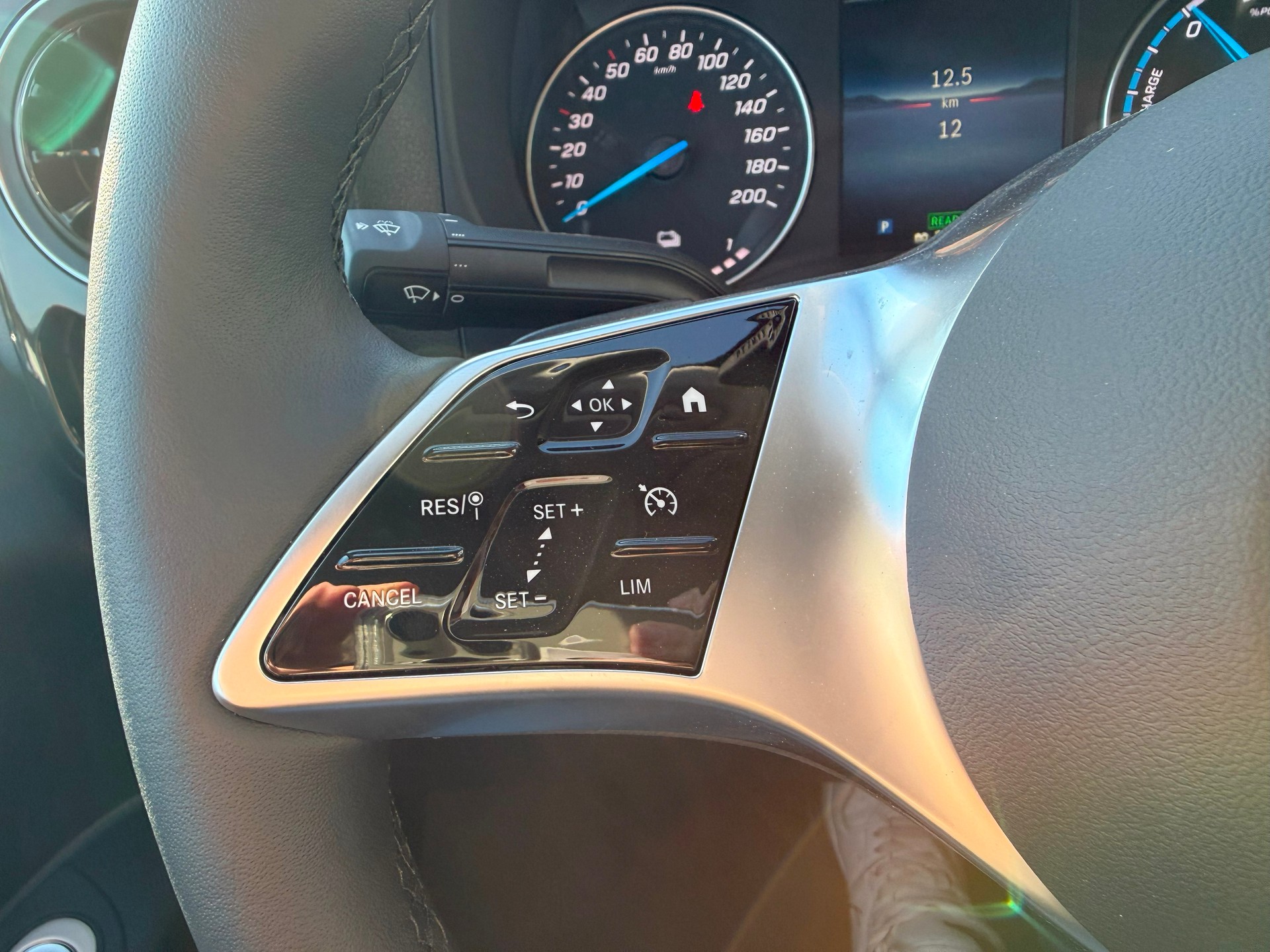 MERCEDES-BENZ eVito 112 Lang 60KWH Batterie-image-15