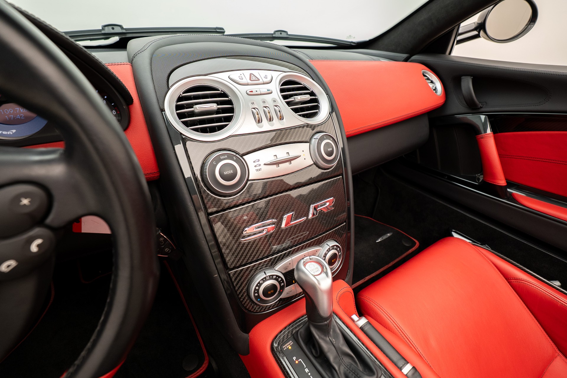 MERCEDES-BENZ SLR McLaren Roadster FAB Design-image-7