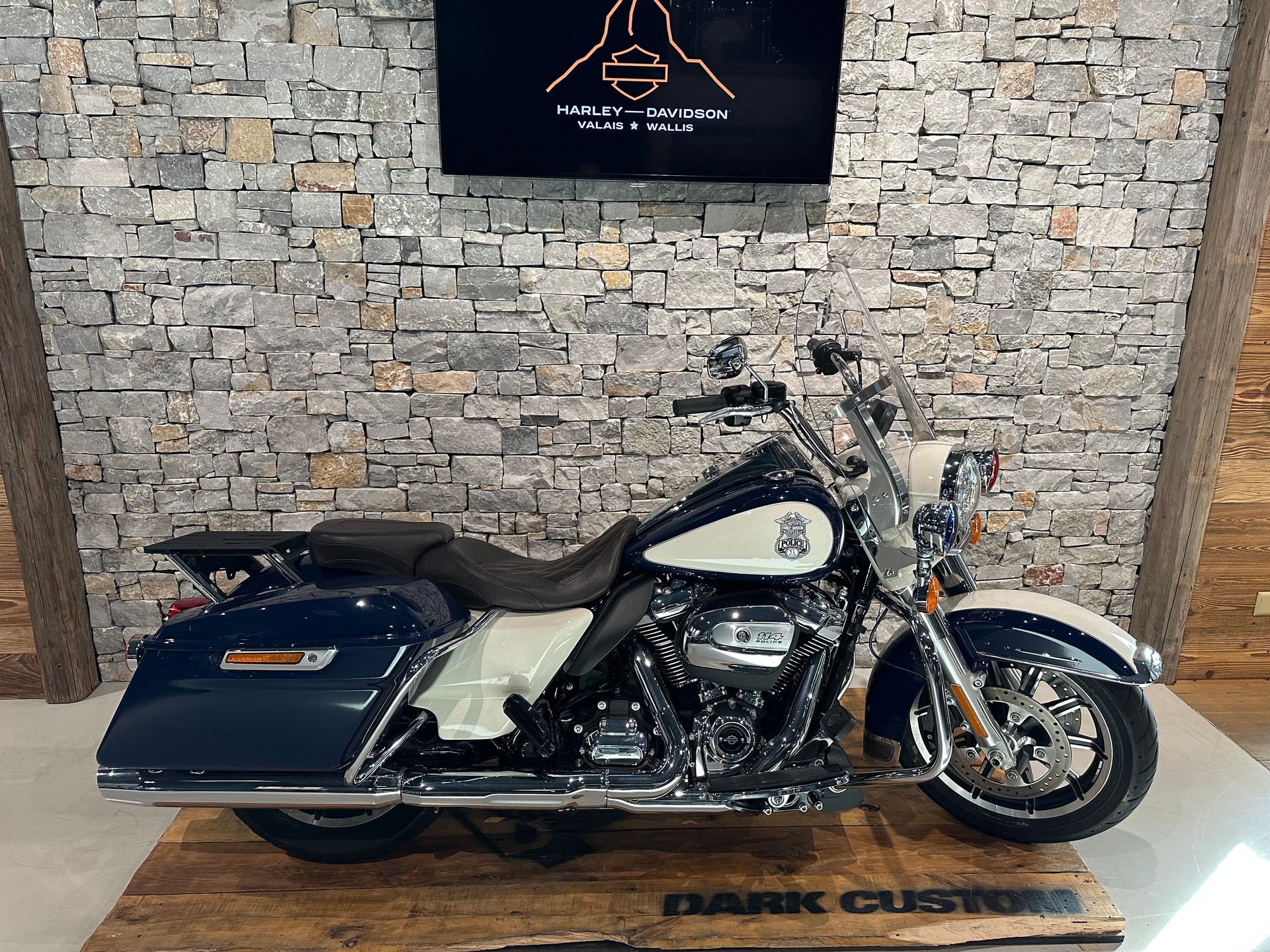 HARLEY-DAVIDSON Road Glide FLHP
