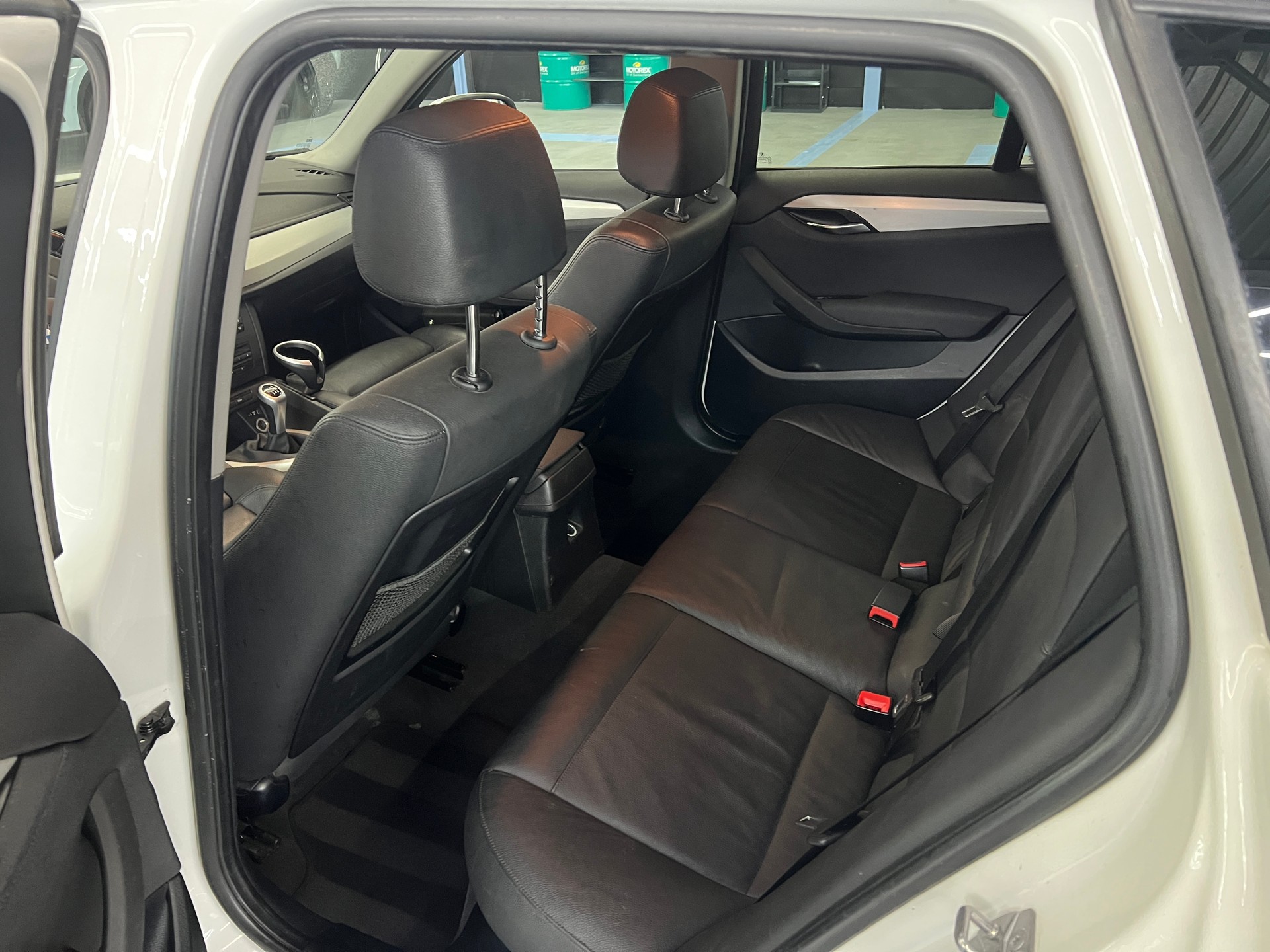 BMW X1 sDrive 20d mit Garantieoptionen-image-7