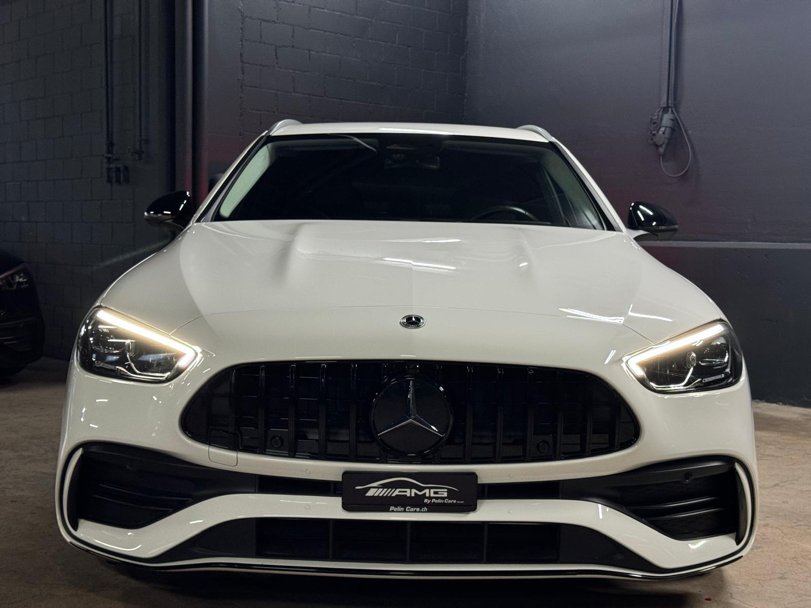 MERCEDES-BENZ C 180 T AMG (C63s AMG Bodykit) Limited White&Black Performance 4Jahre Vollgarantie & Gratisservice-showroom-element-3