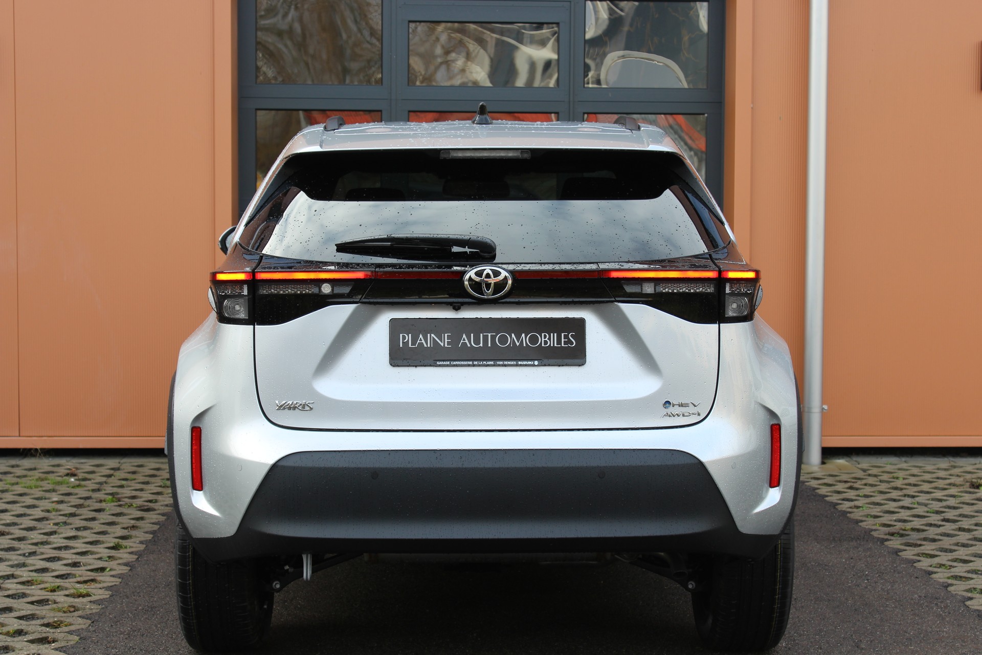 TOYOTA Yaris Cross 1.5 Trend AWDi e-CVT 4x4 - "Leasing 2,9% * Garantie 15 ans * Caméra * Tempomat Adapt."-image-6