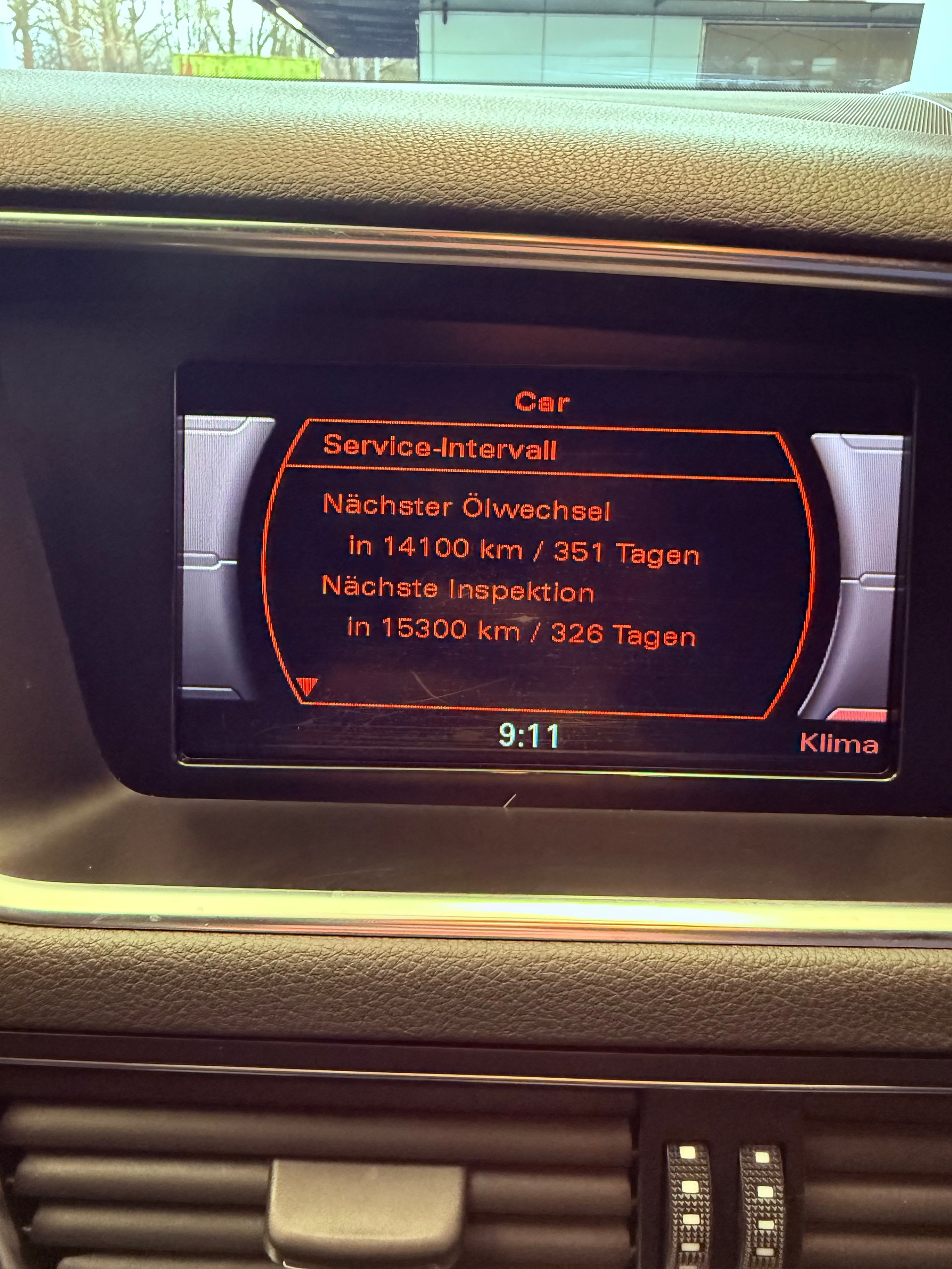 AUDI Q5 2.0 TDI S-Line Quattro S-tronic-image-15