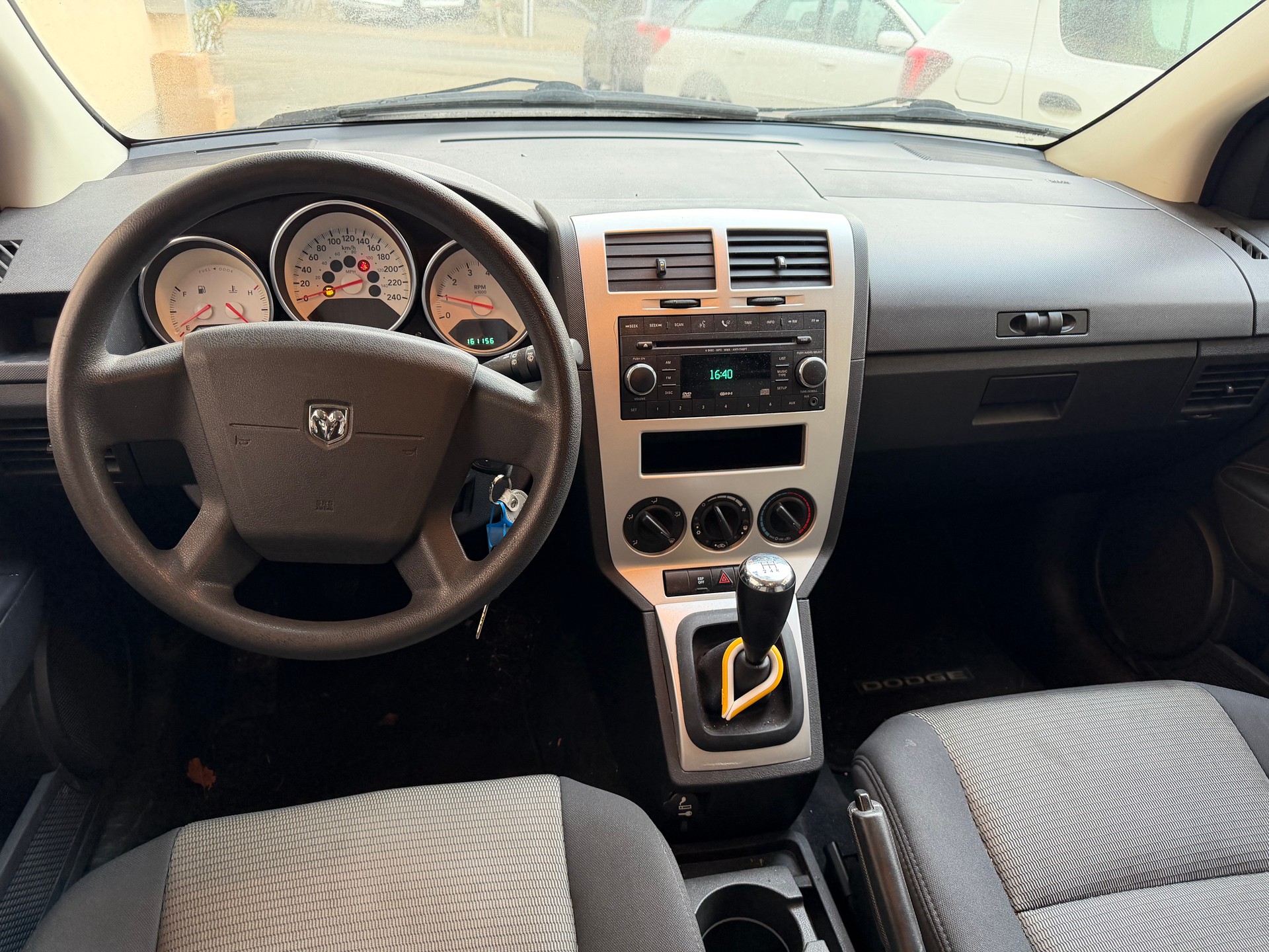 DODGE Caliber 1.8 SXT-image-8