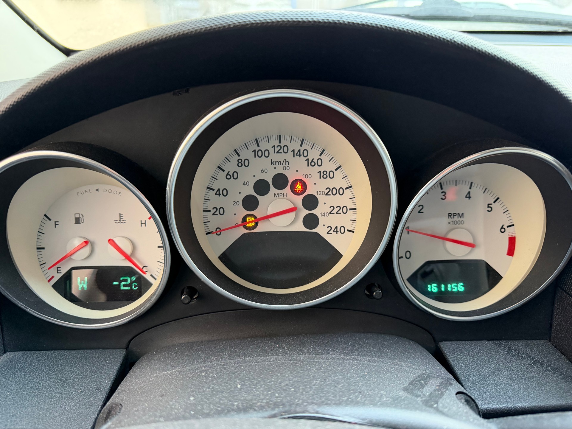 DODGE Caliber 1.8 SXT-image-9