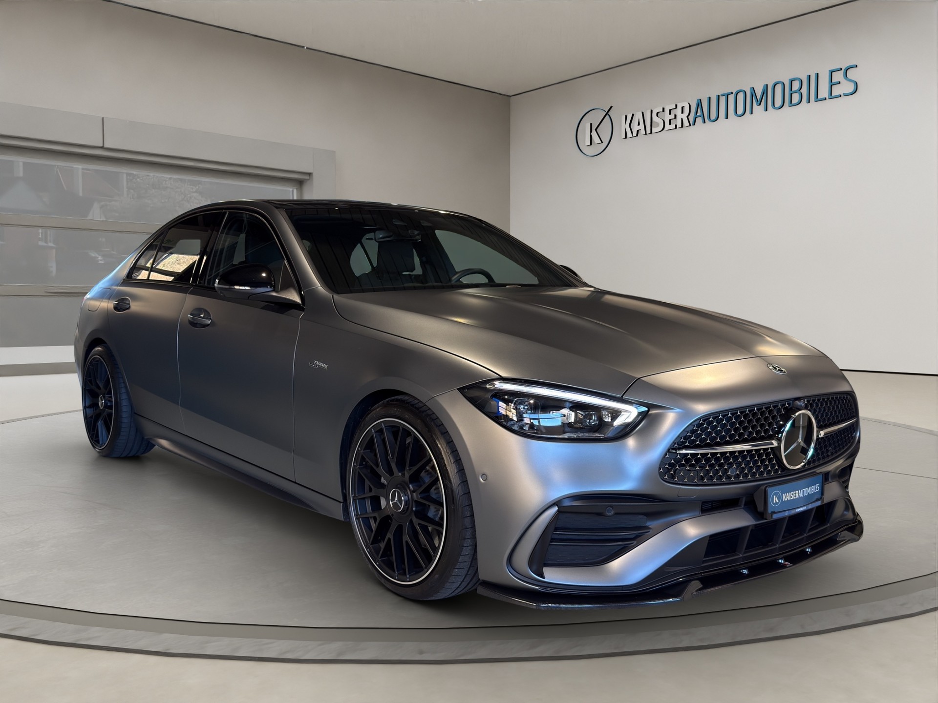 MERCEDES-BENZ C 300 4Matic AMG Line-showroom-element-2