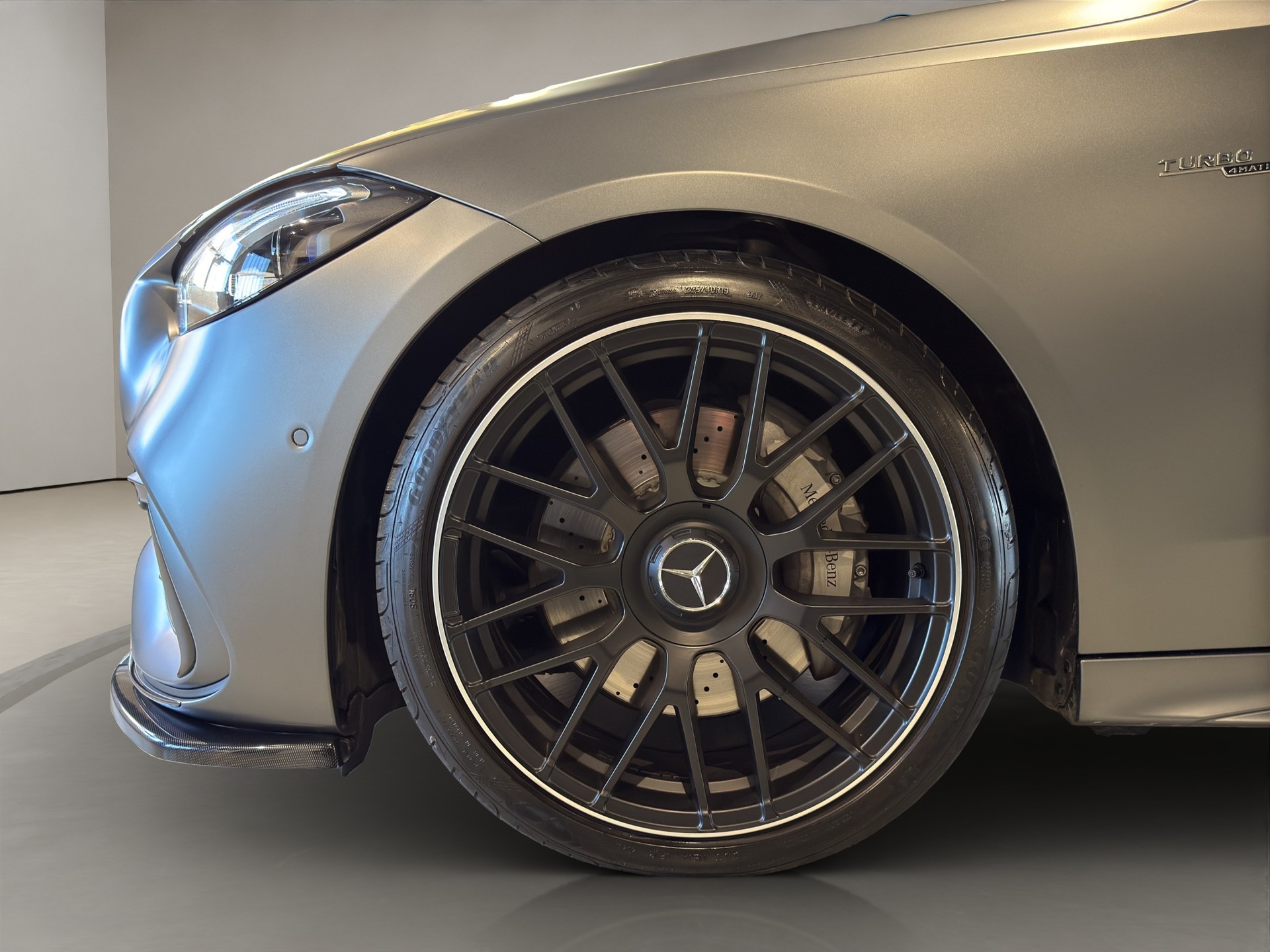 MERCEDES-BENZ C 300 4Matic AMG Line-image-7