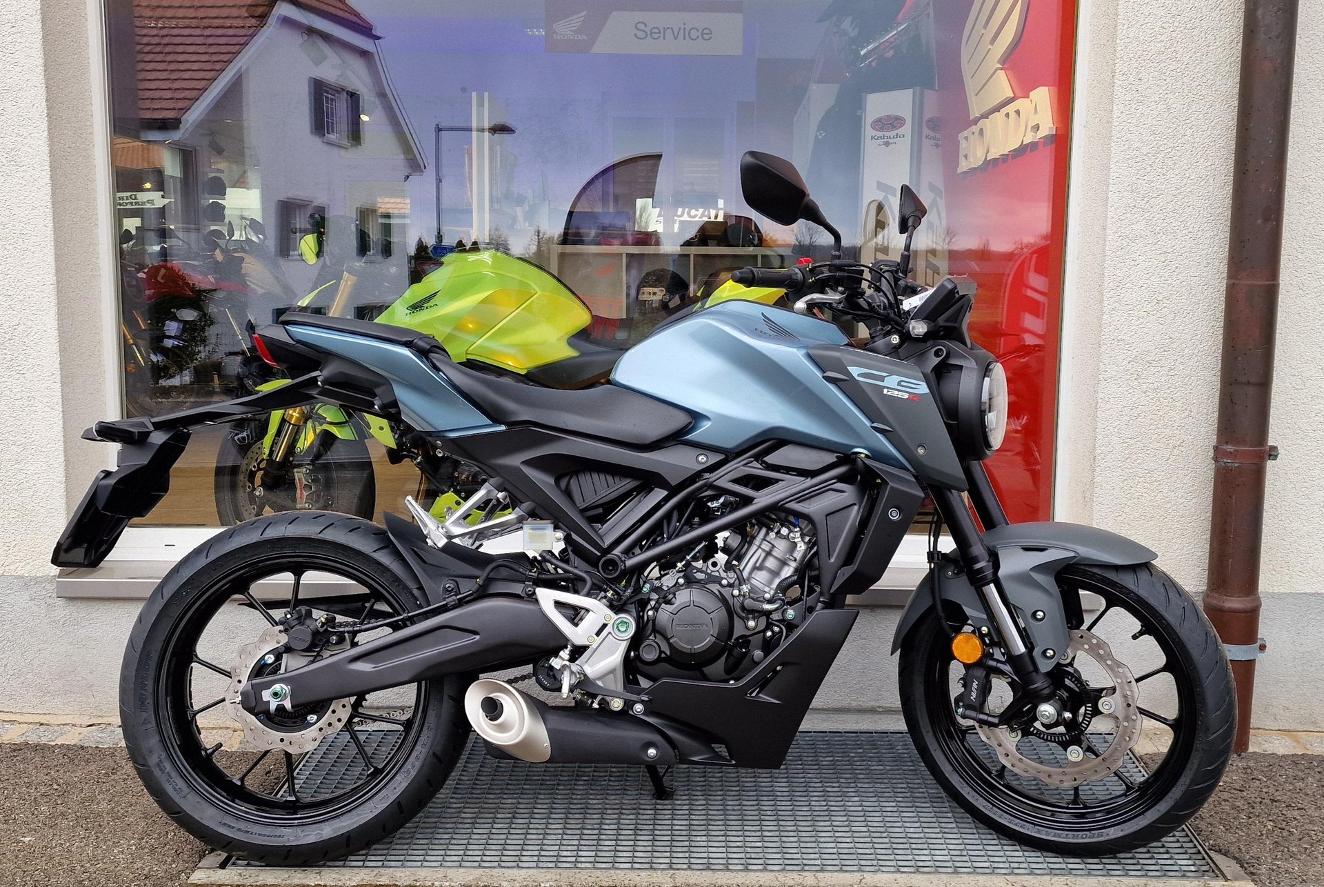HONDA CB 125 R - 2026-image-3