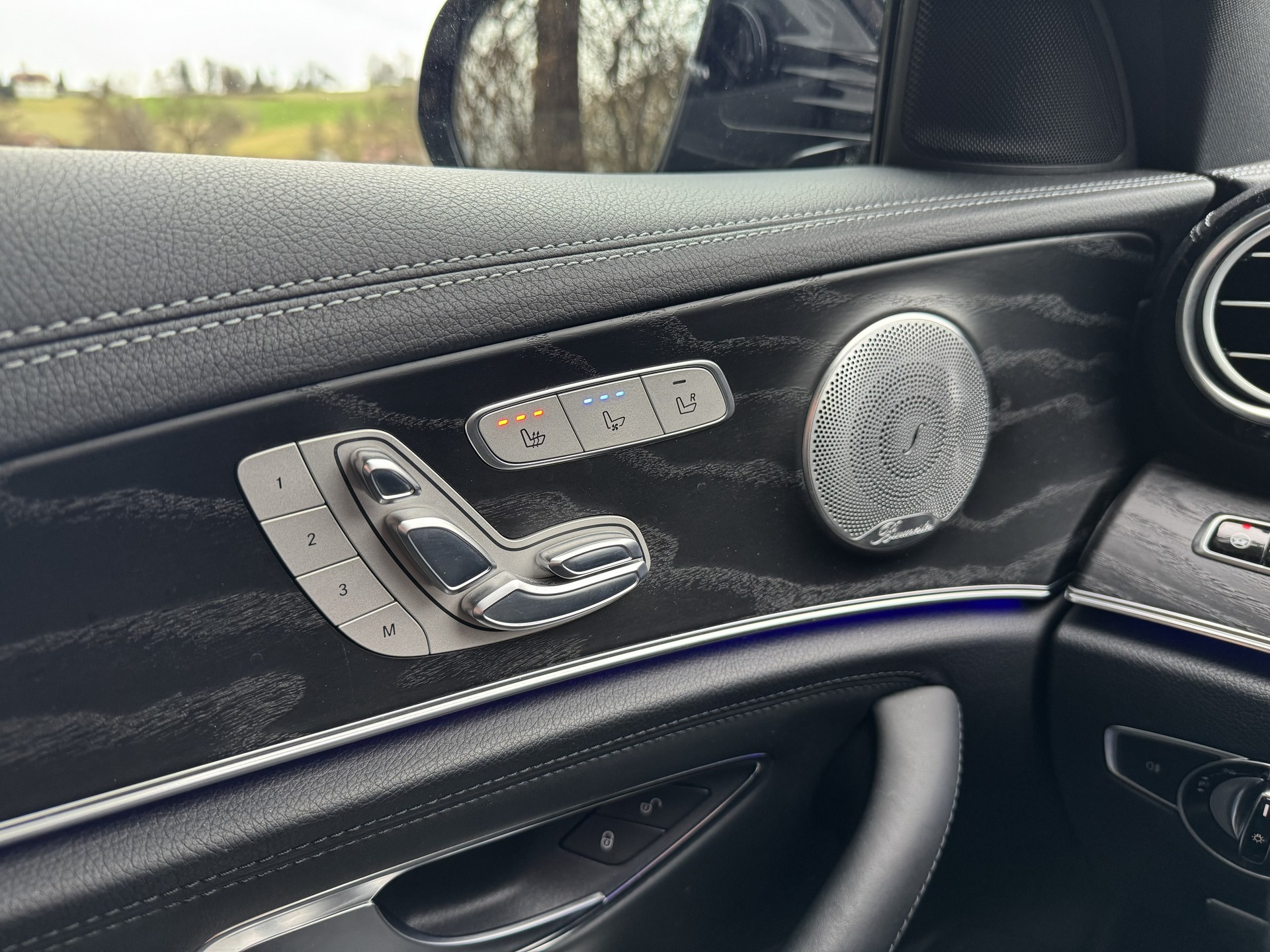 MERCEDES-BENZ E 43 AMG 4 Matic 9G-Tronic-image-11