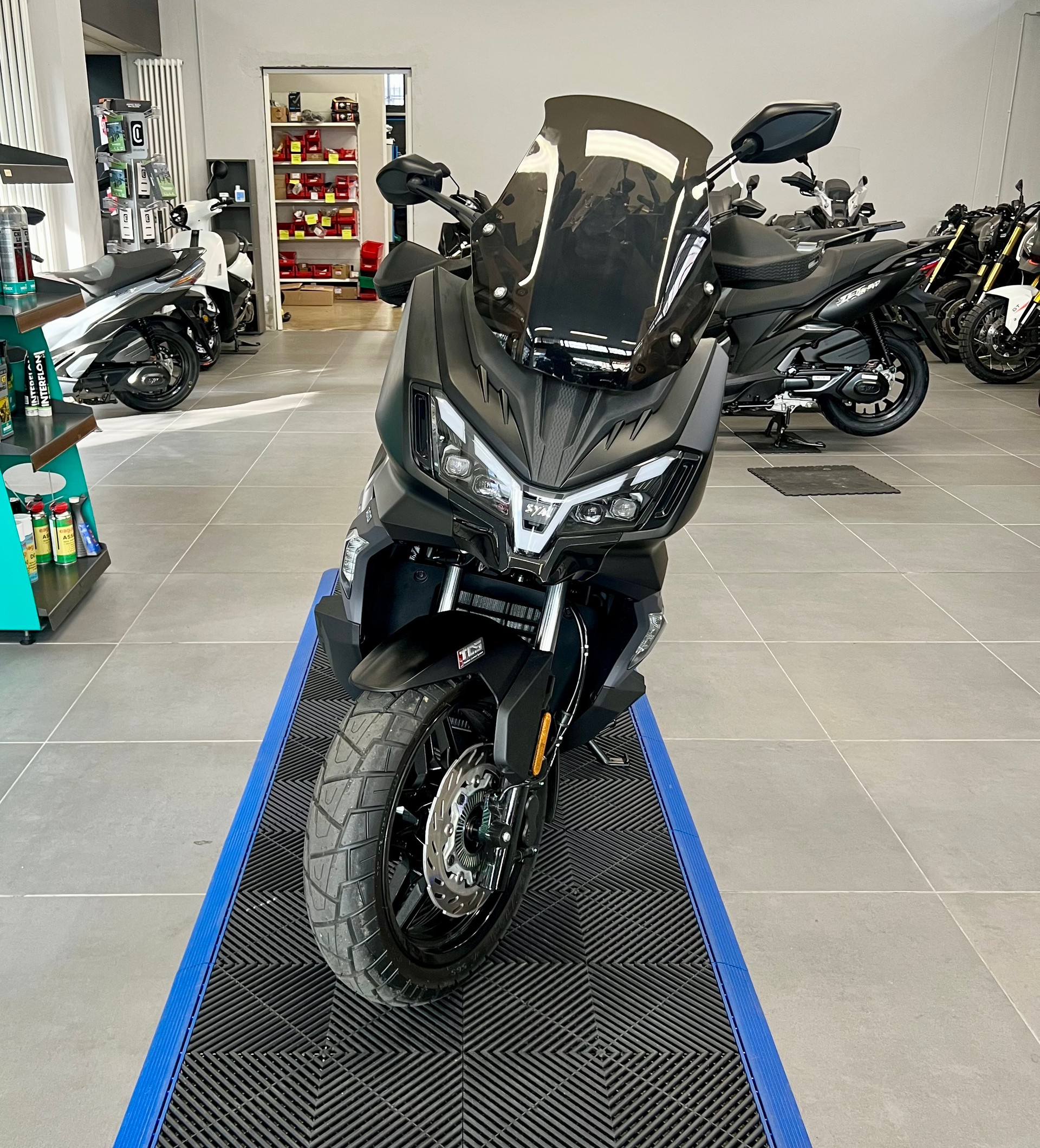 SYM ADX 300-image-1