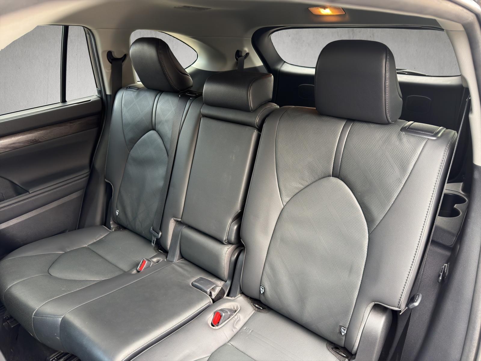 TOYOTA Highlander 2.5 HSD Premium-image-11