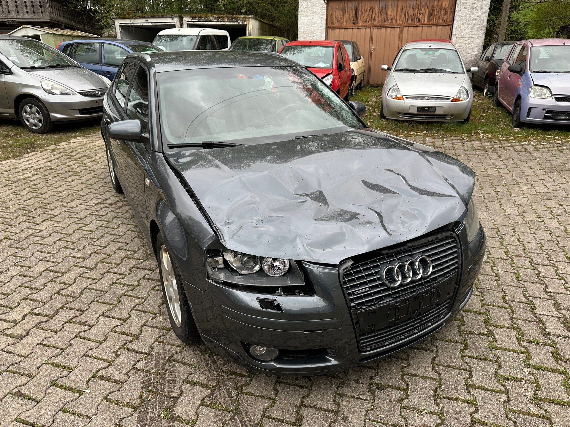 AUDI A3 Sportback 2.0 Turbo FSI Ambition quattro FIXPREIS-showroom-element-2