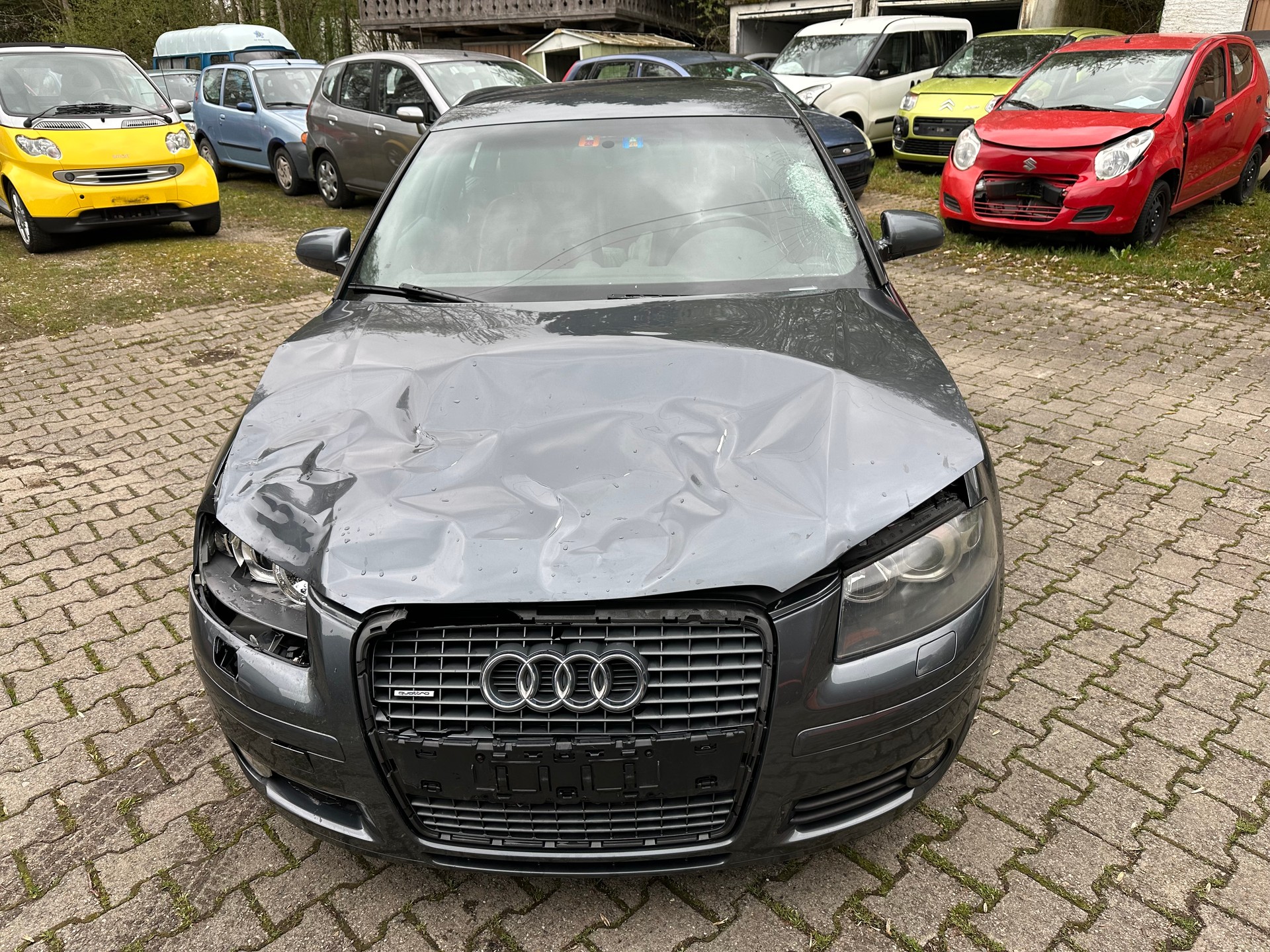 AUDI A3 Sportback 2.0 Turbo FSI Ambition quattro FIXPREIS-showroom-element-3