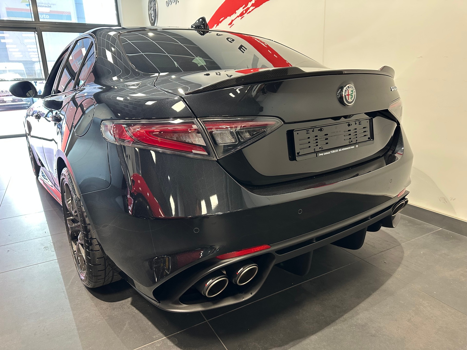 ALFA ROMEO Giulia 2.9 V6 Quadrifoglio-image-16