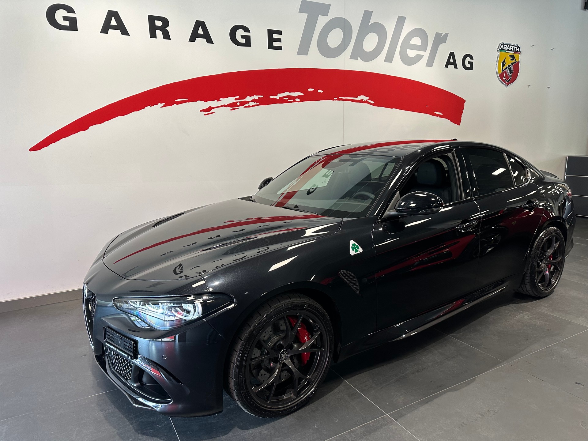 ALFA ROMEO Giulia 2.9 V6 Quadrifoglio-showroom-element-2