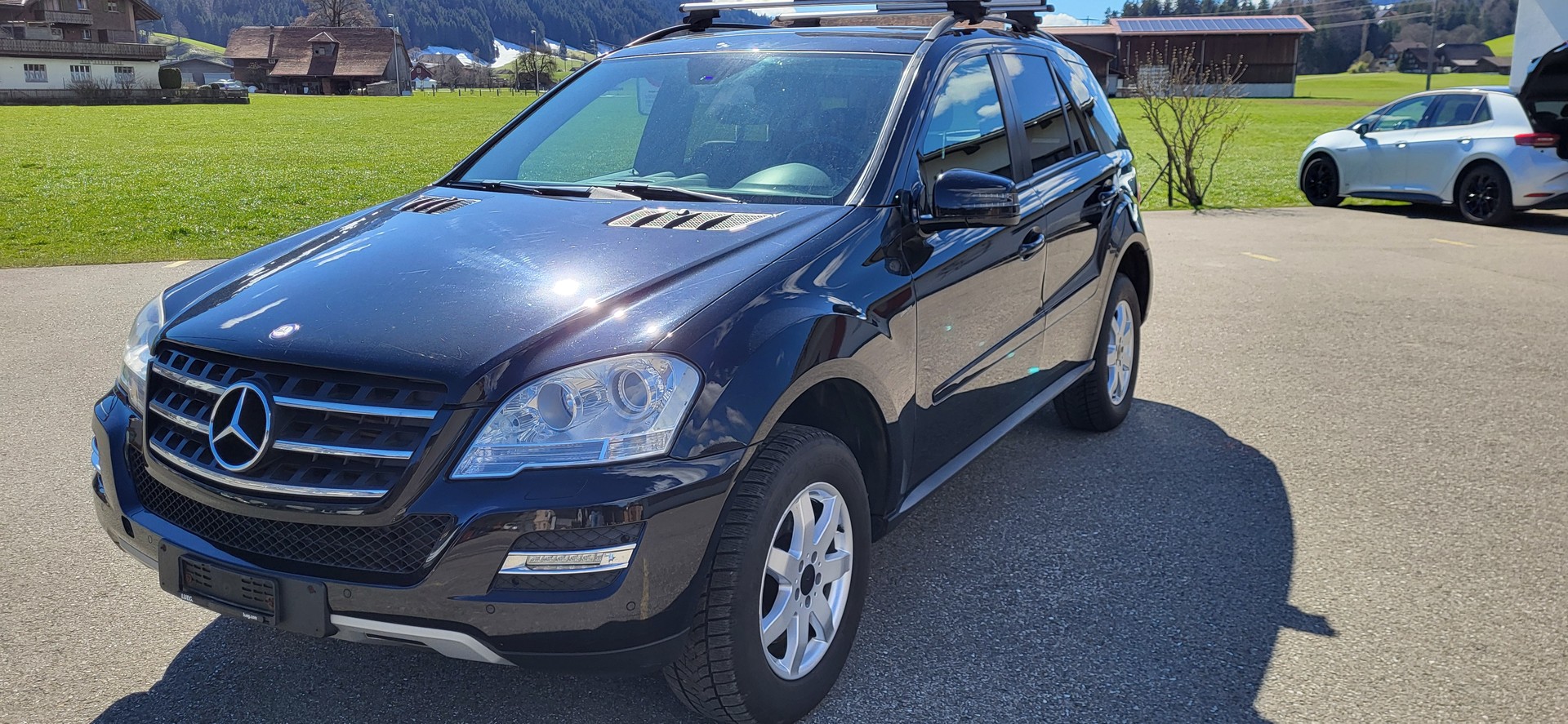 MERCEDES-BENZ ML 350 CDI 4Matic 7G-Tronic-showroom-element-2