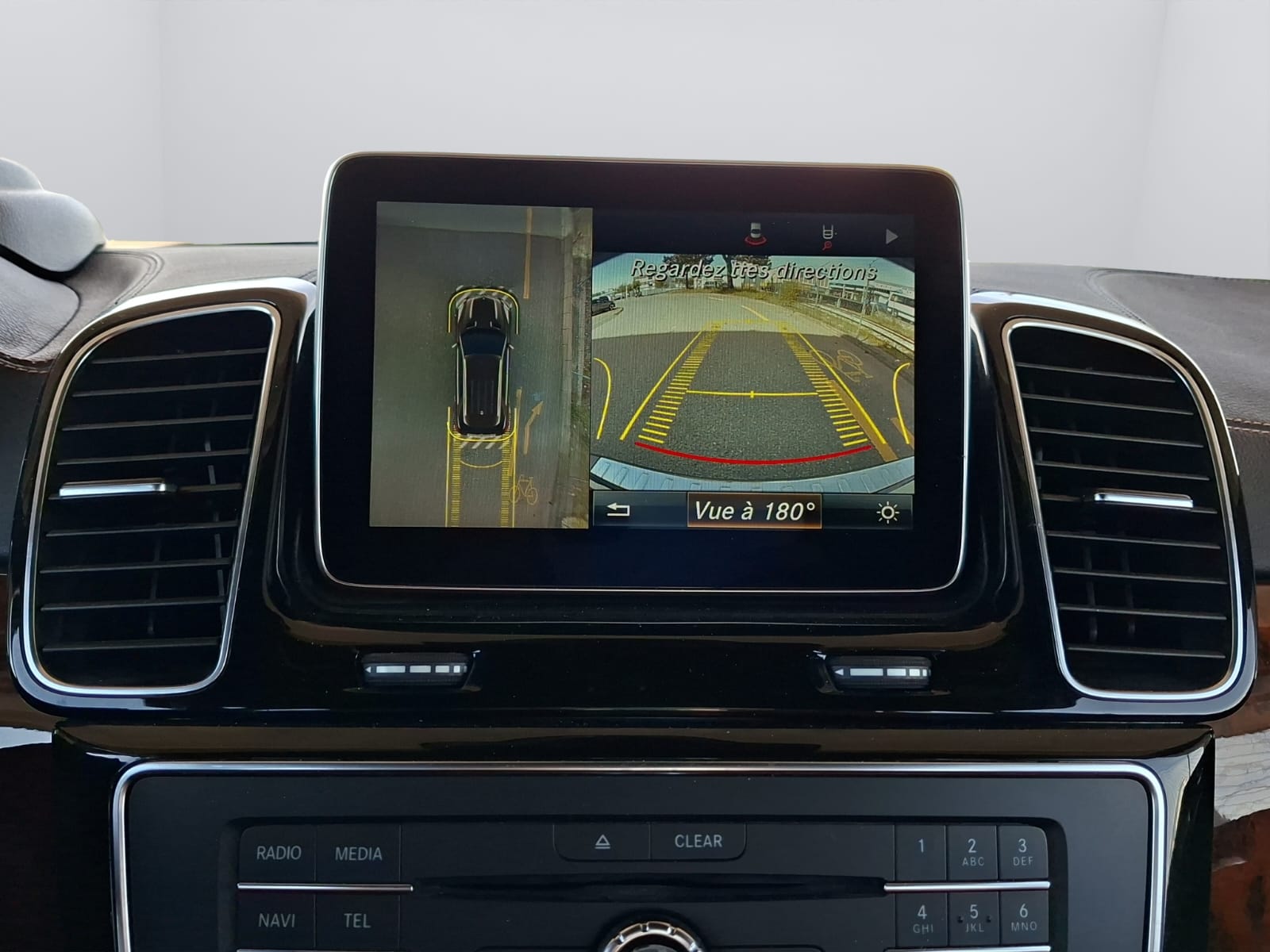 MERCEDES-BENZ GLE 500 e 4Matic 7G-Tronic-image-19