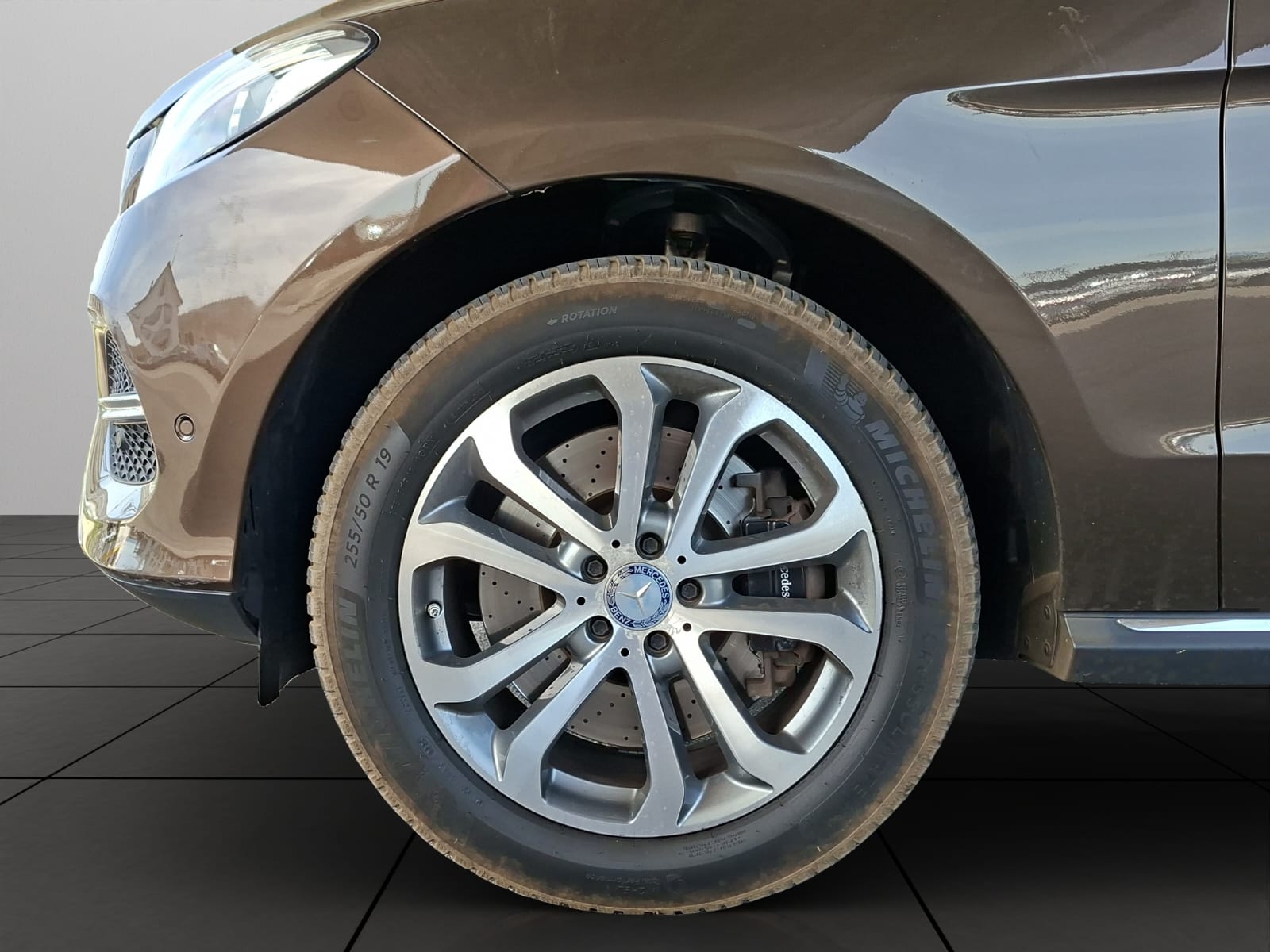 MERCEDES-BENZ GLE 500 e 4Matic 7G-Tronic-image-4