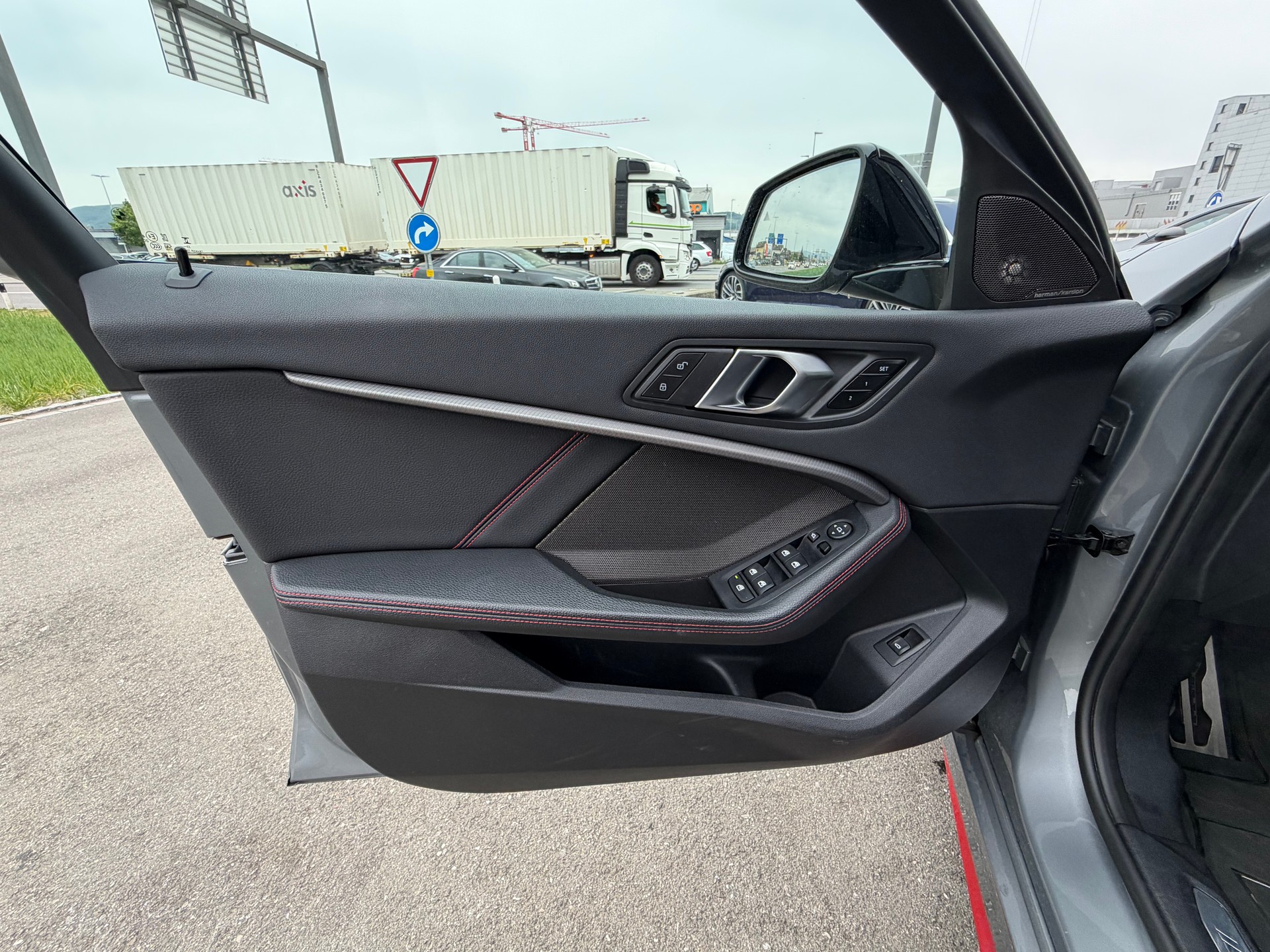BMW 128ti M Sport Pro Steptronic-image-14