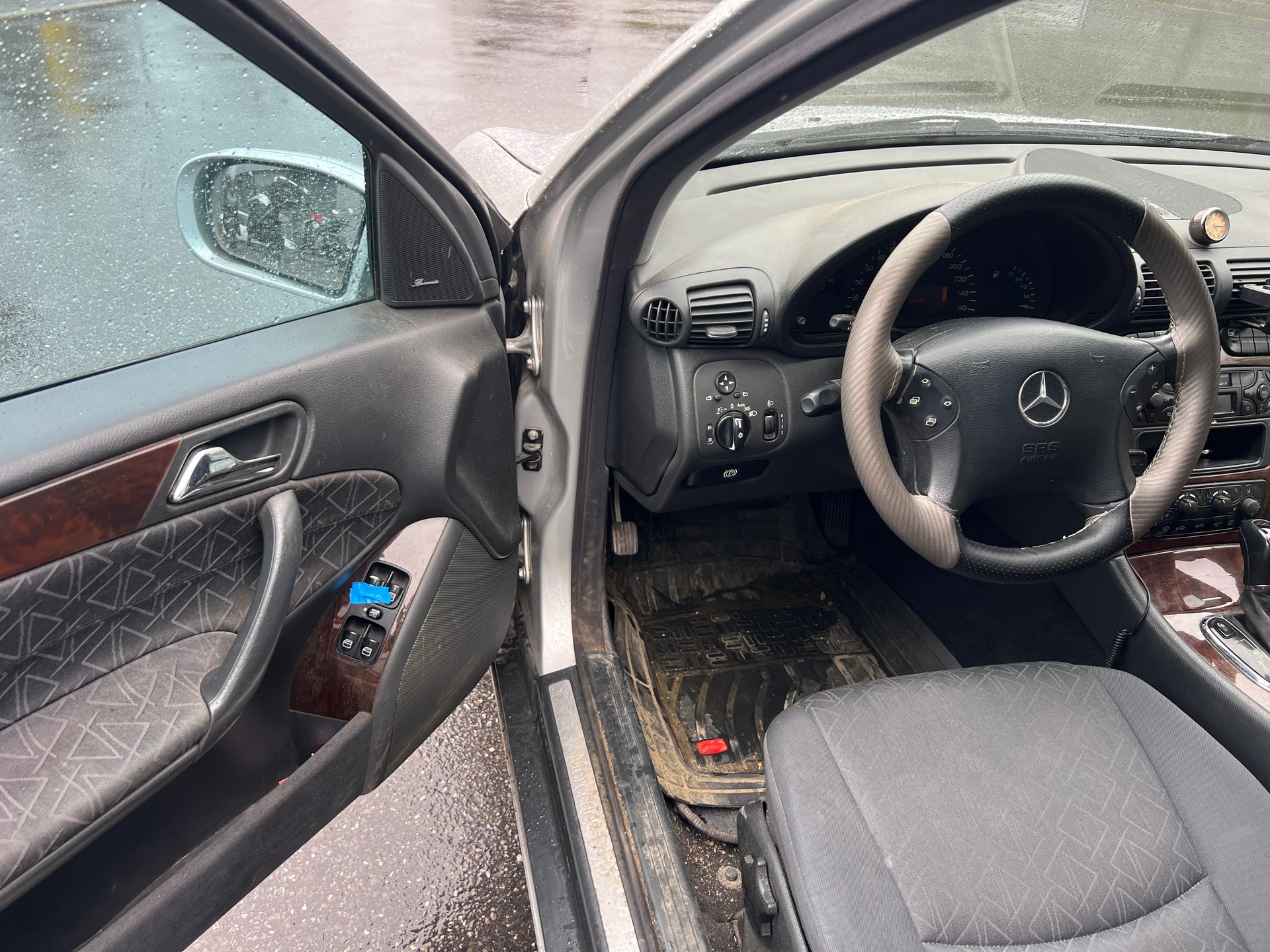 MERCEDES-BENZ C 180 Kompressor Elégance-image-8