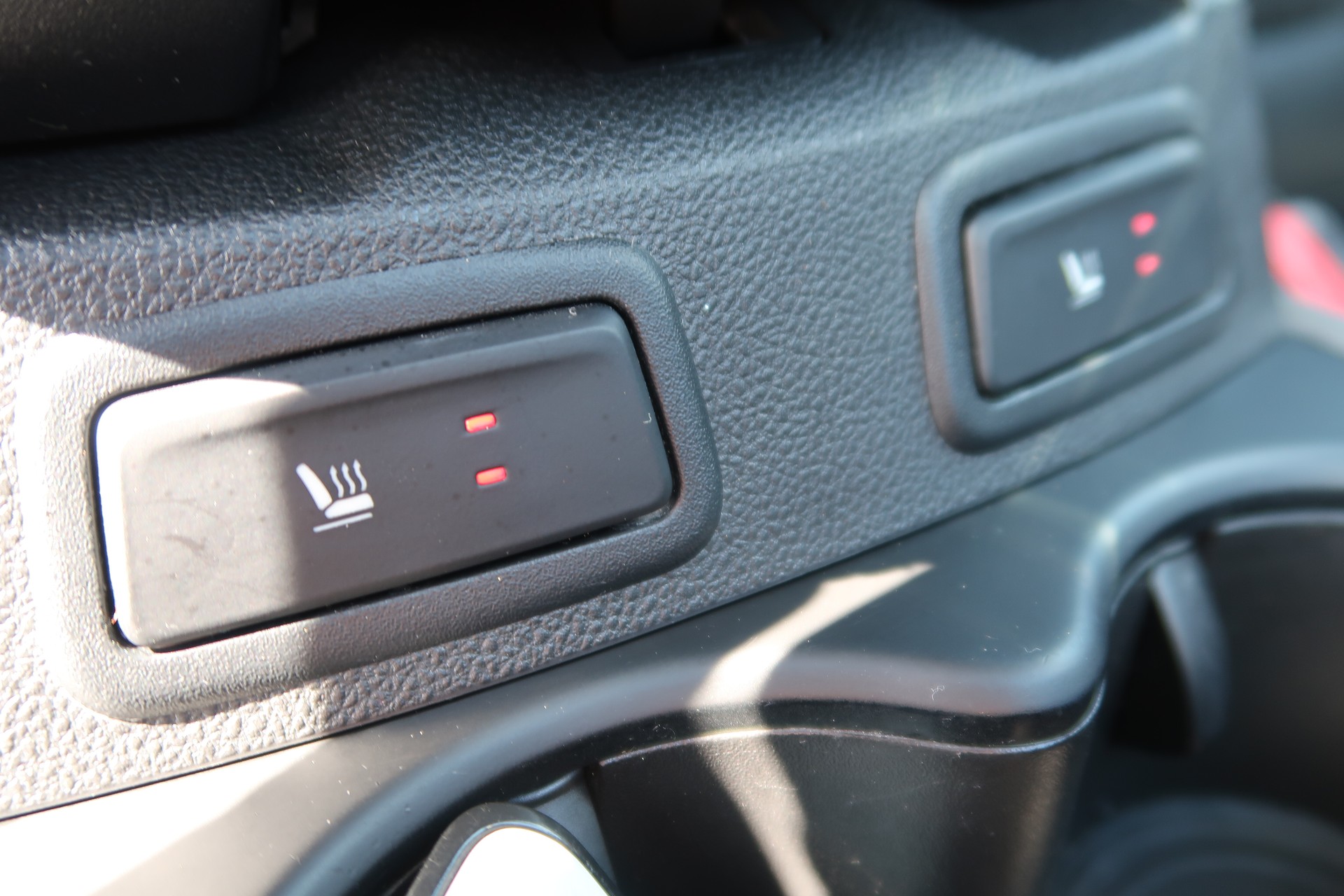 RENAULT Kadjar 1.3 16V Turbo Intens EDC-image-23