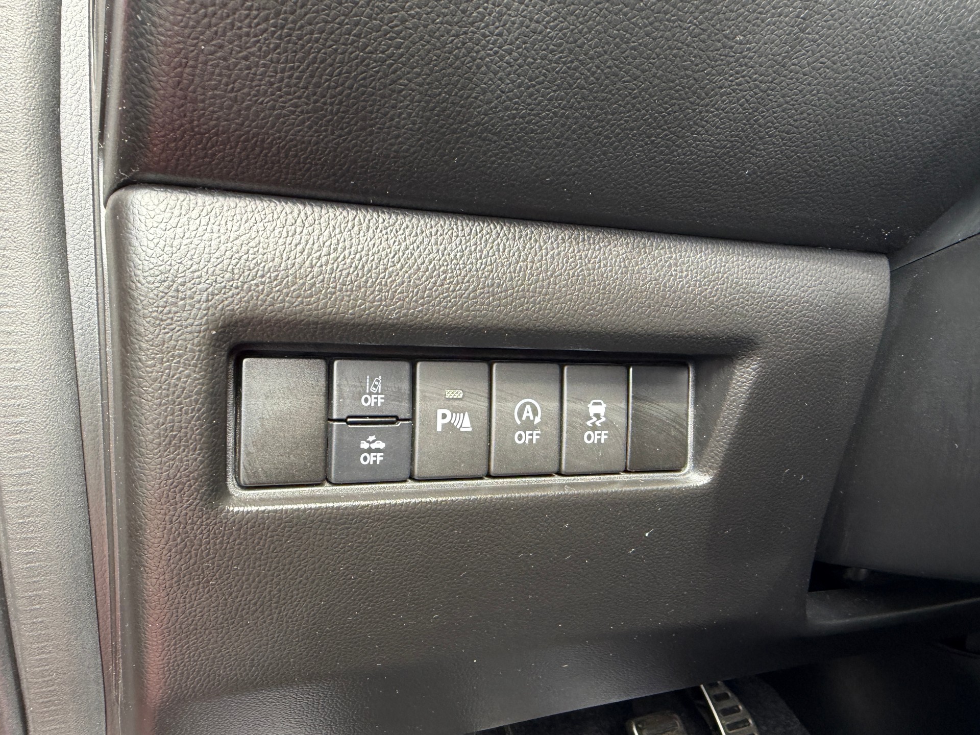 SUZUKI Swift Sport 1.4i 16V Compact Top Hybrid-image-17