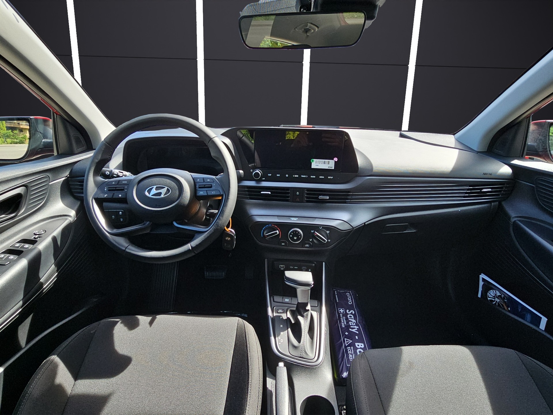 HYUNDAI i20 1.0 T-GDi Origo-image-11
