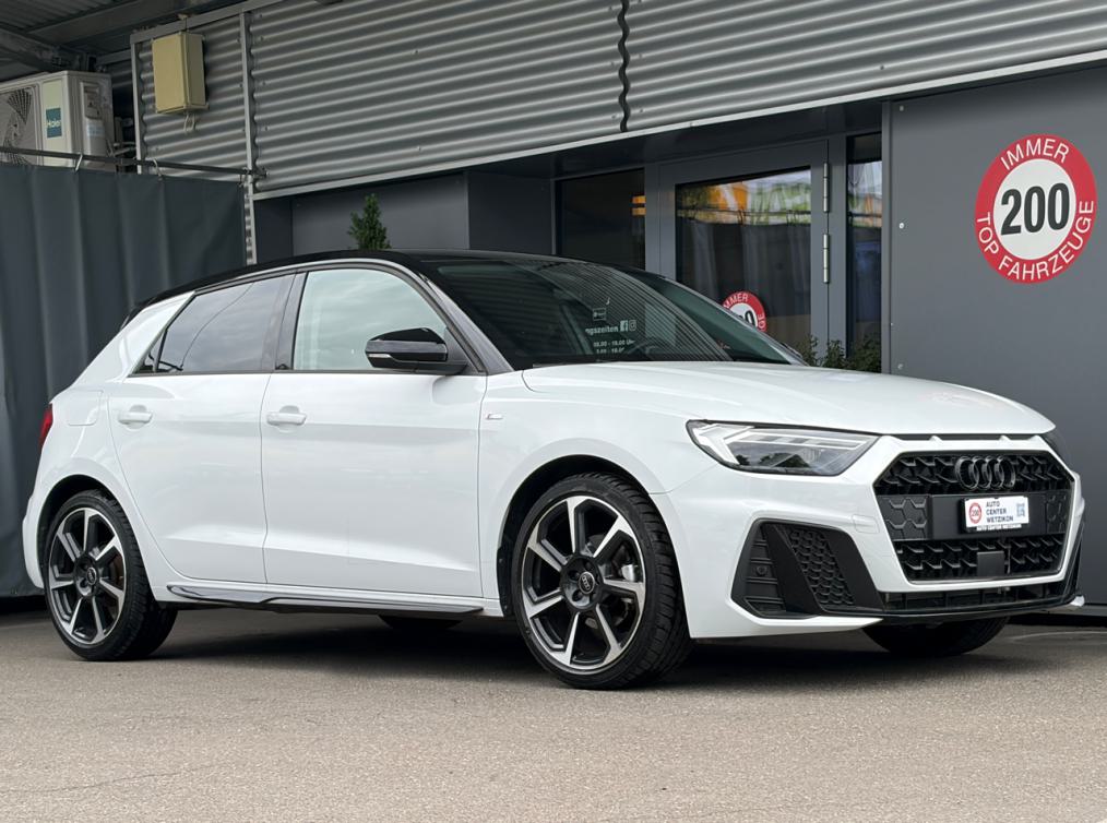AUDI A1 Sportback 30 TFSi S Line Black Edition-showroom-element-1