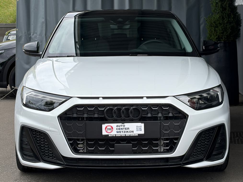 AUDI A1 Sportback 30 TFSi S Line Black Edition
