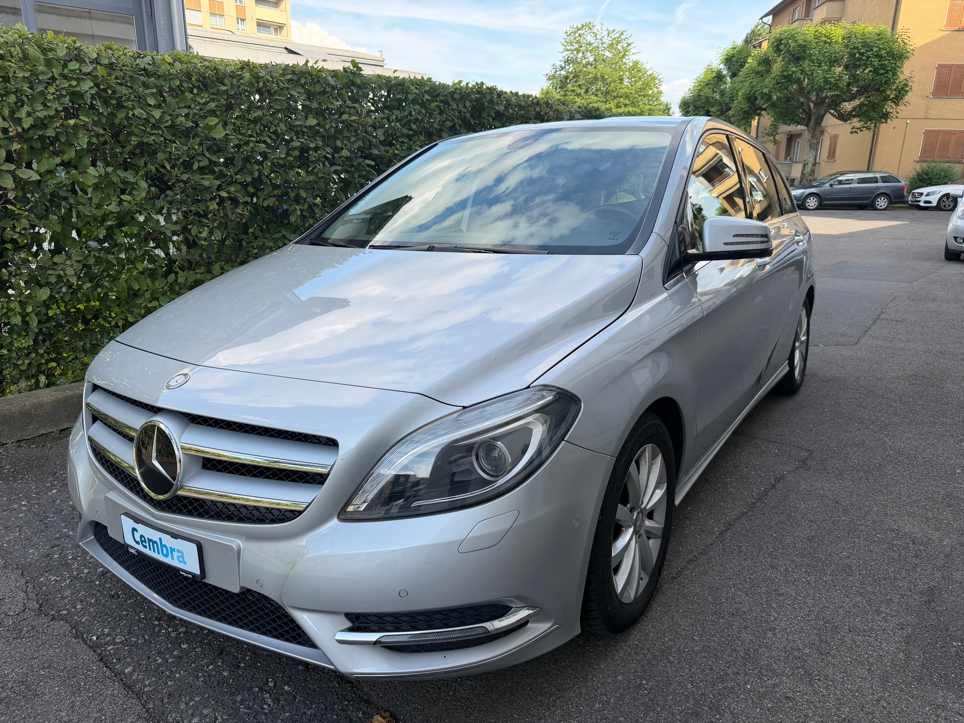 MERCEDES-BENZ B 200 7G-DCT