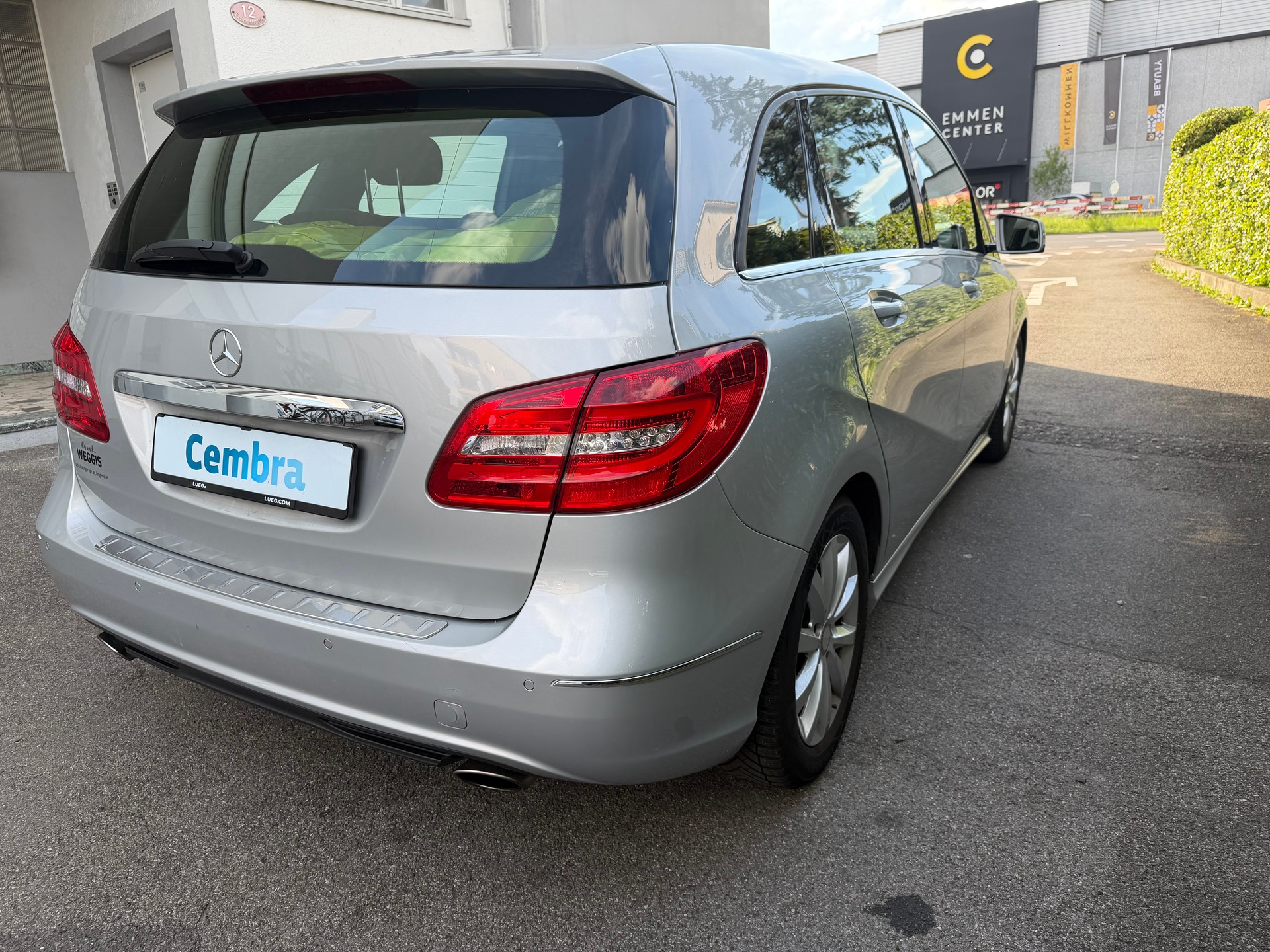 MERCEDES-BENZ B 200 7G-DCT-image-3