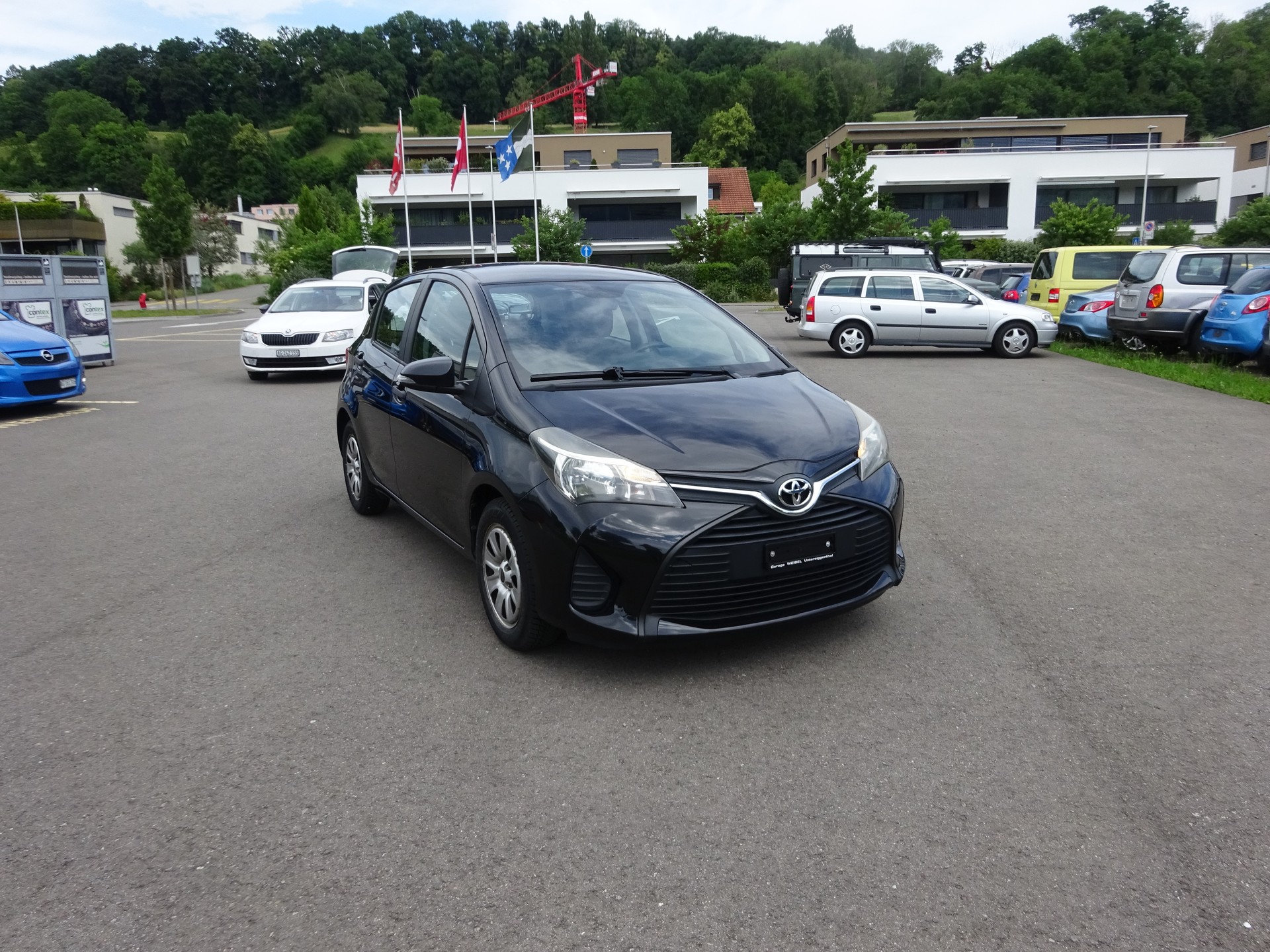 TOYOTA Yaris 1.0 Terra-image-1