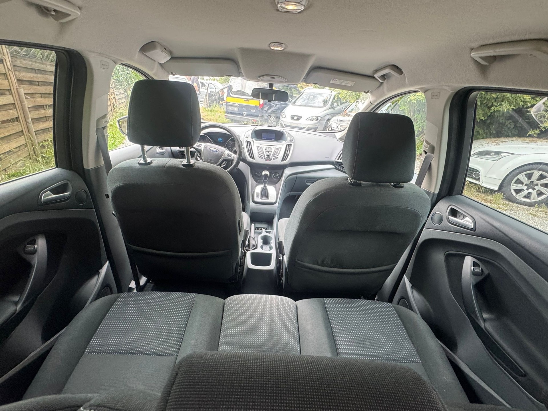 FORD C-Max 2.0 TDCi Titanium PowerShift-image-4