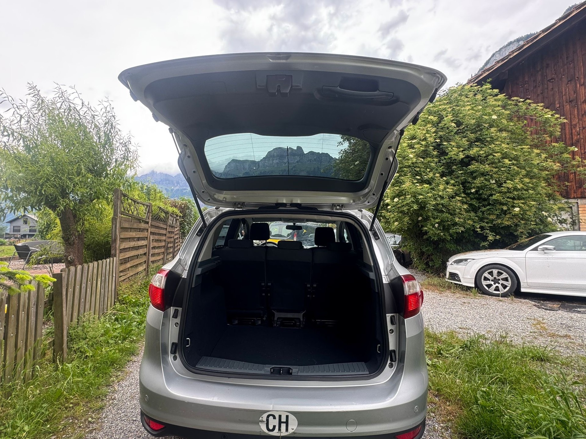 FORD C-Max 2.0 TDCi Titanium PowerShift-image-9