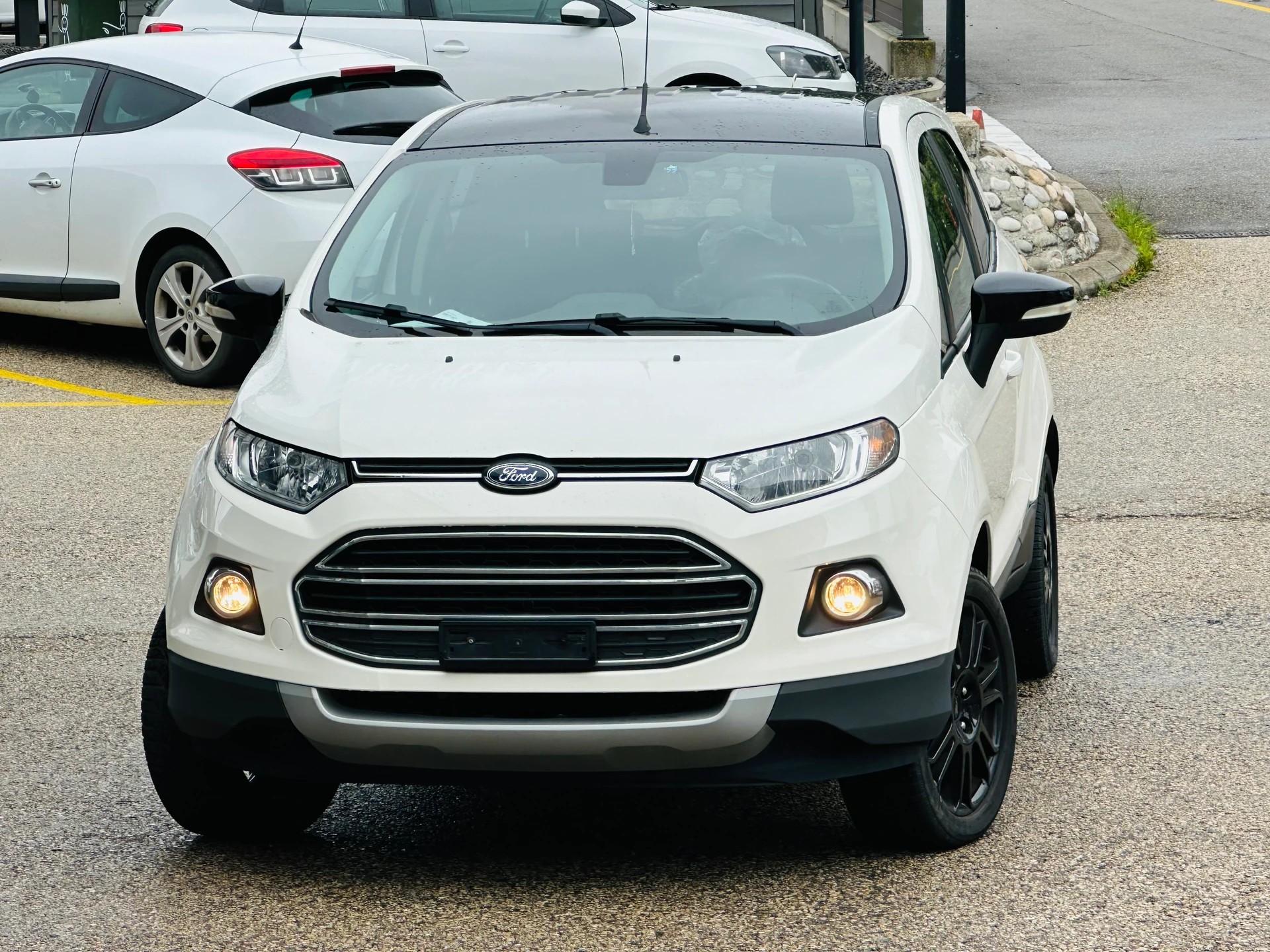 FORD EcoSport 1.0 SCTi Titanium-showroom-element-1