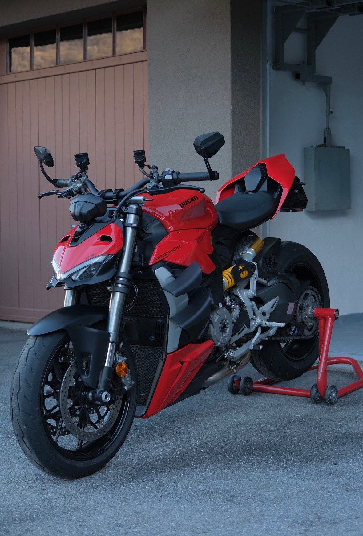 DUCATI Streetfighter V2-image-1