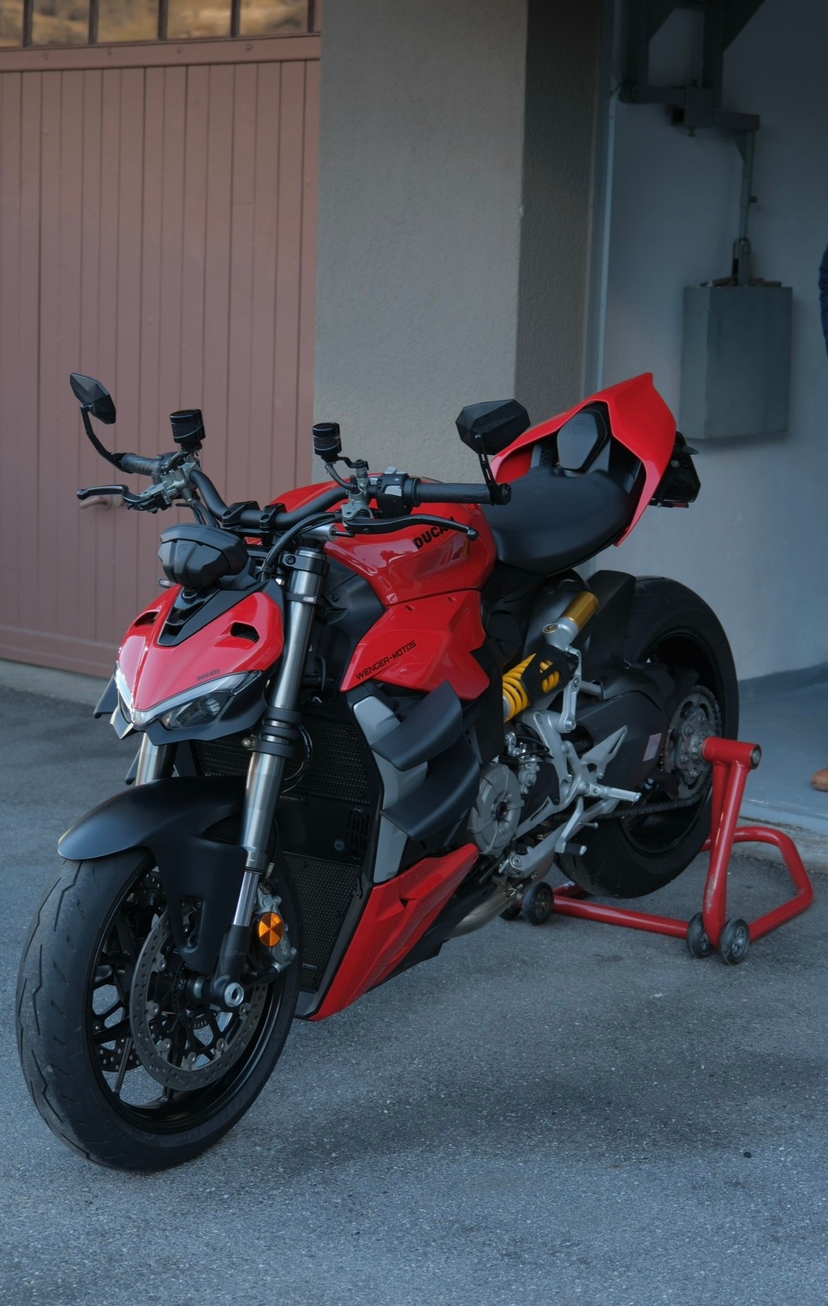 DUCATI Streetfighter V2-image-0