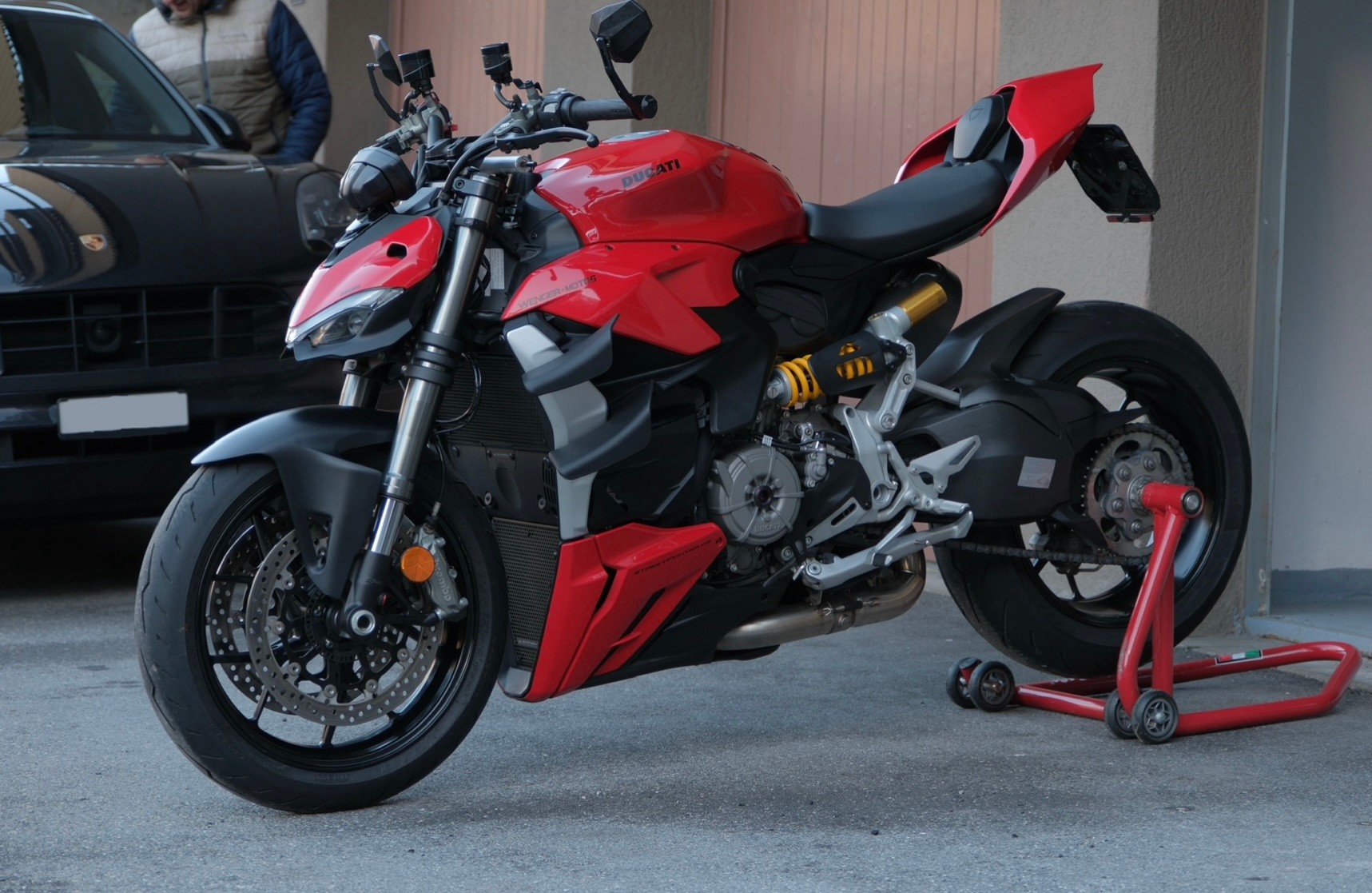 DUCATI Streetfighter V2-image-2