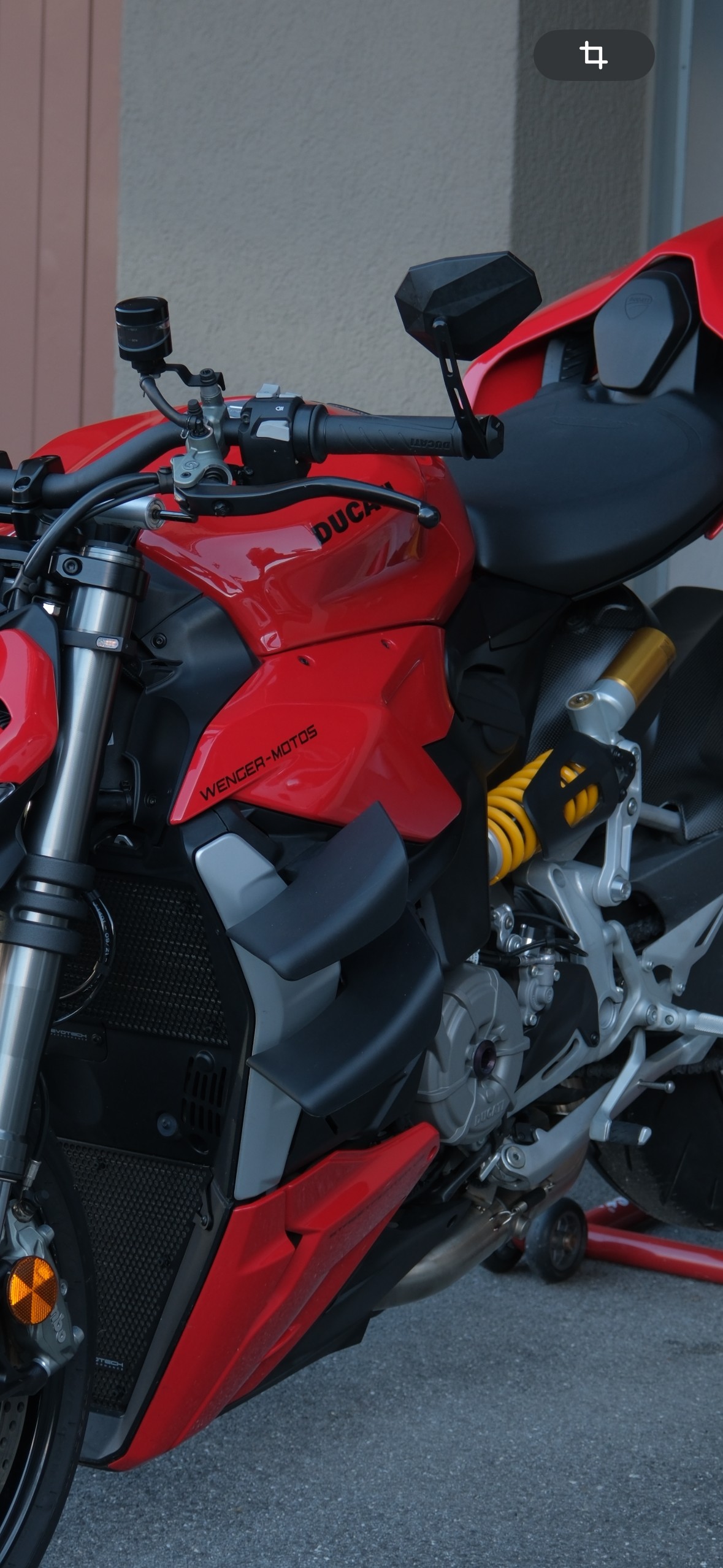 DUCATI Streetfighter V2-image-6