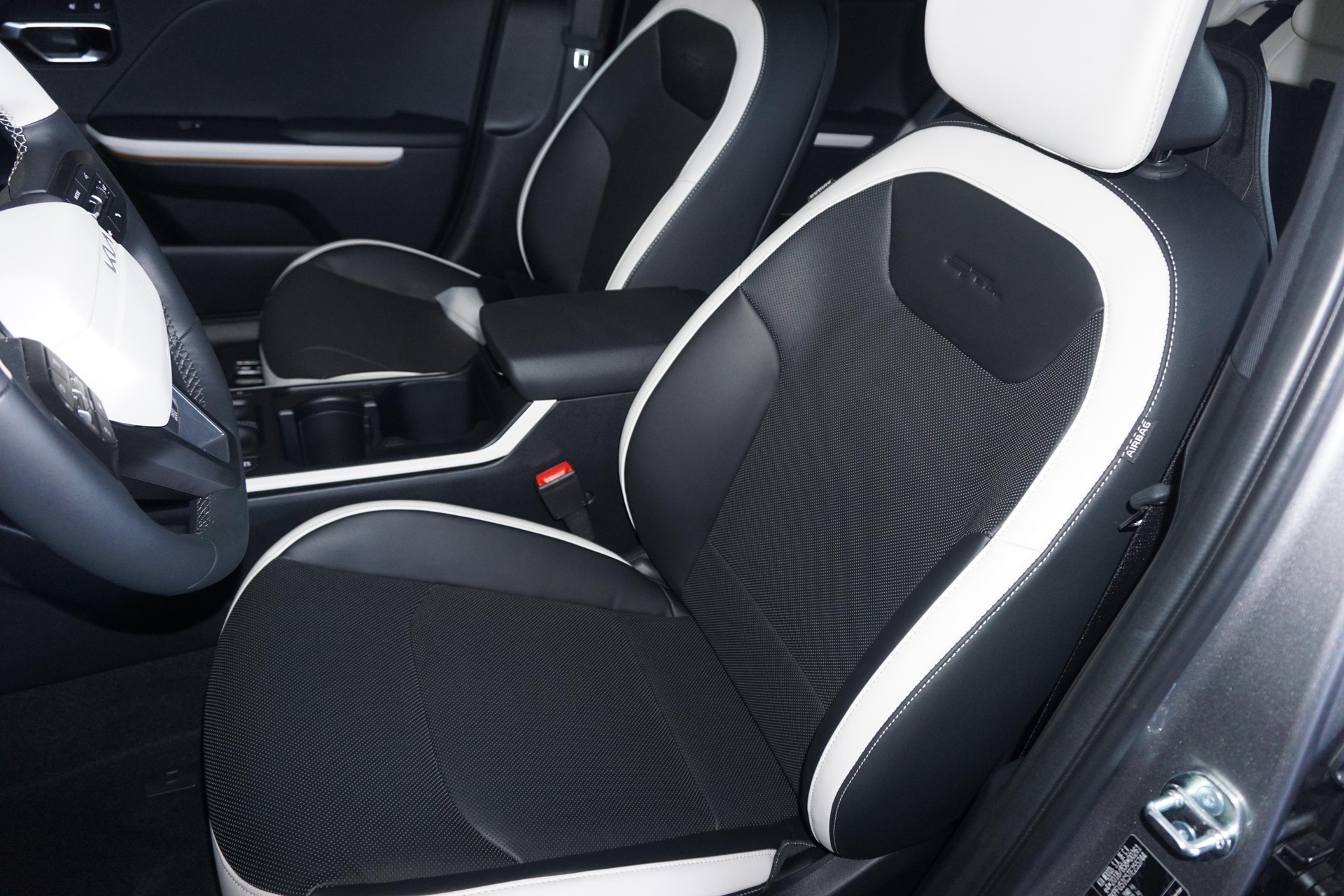 KIA K4 1.6 T-GDi GT-Line-image-8