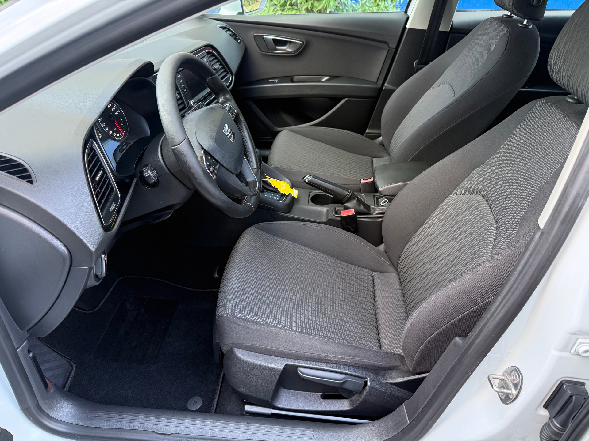 SEAT Leon 1.2 TSI Reference DSG-image-7