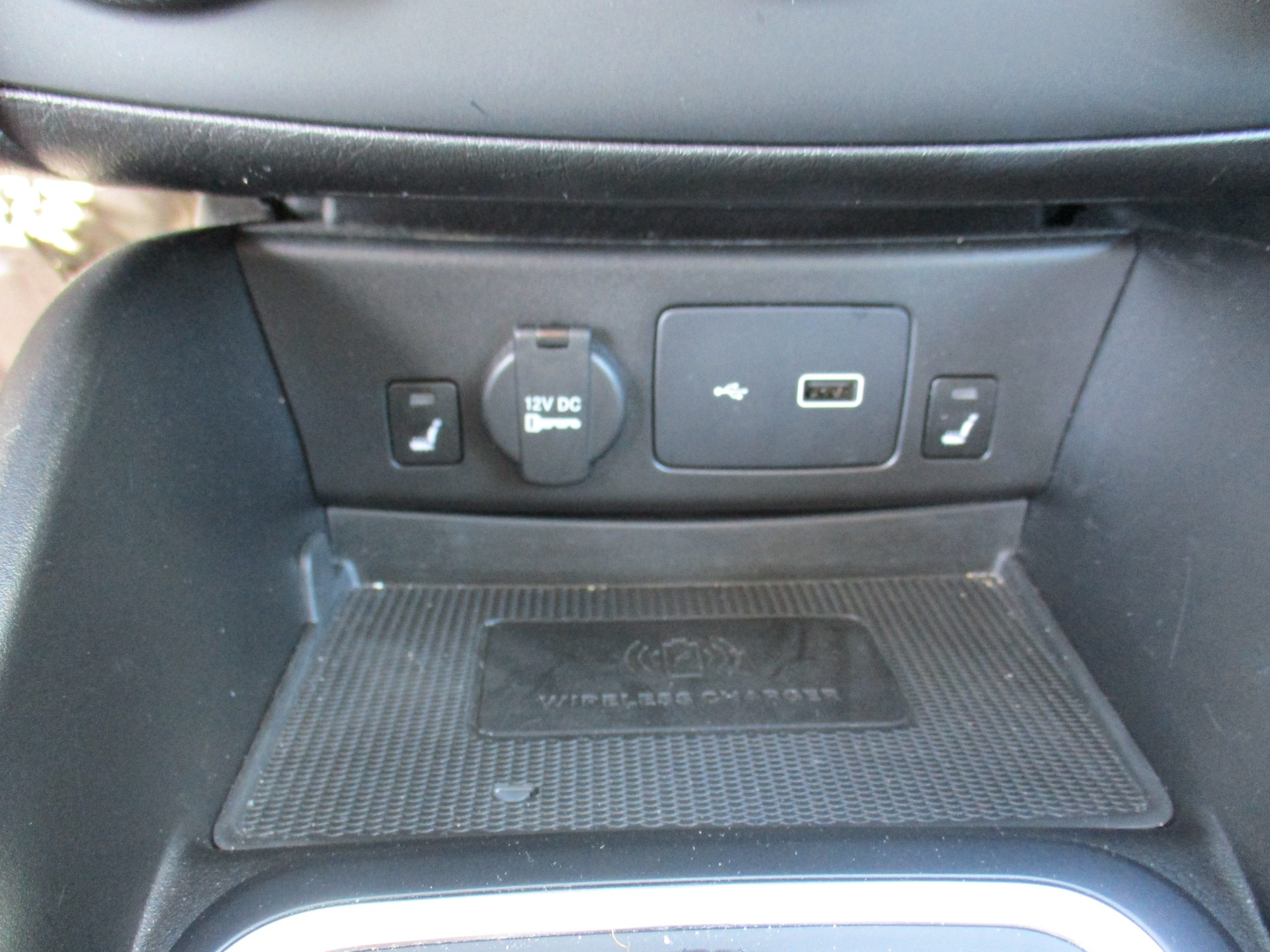 FIAT Tipo 1.5 MHEV Swiss Edition Cross-image-9
