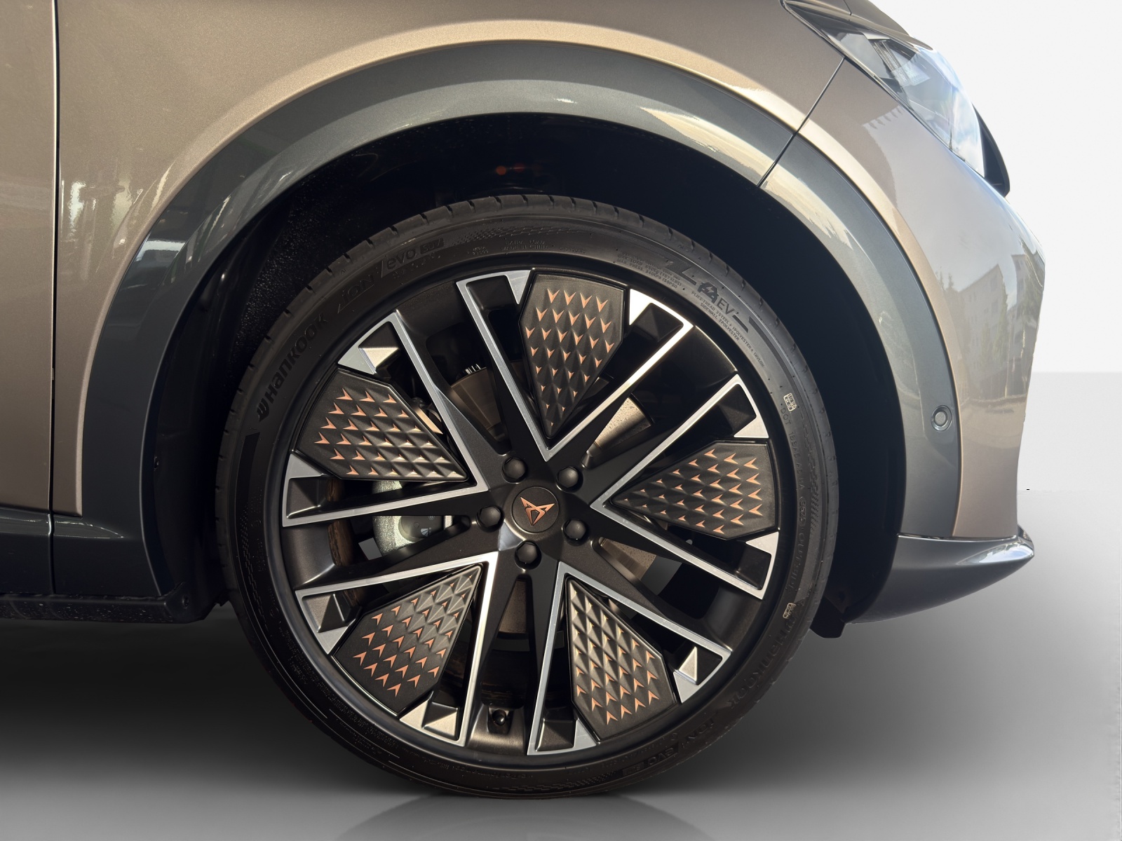 CUPRA Tavascan Type 10 77 kWh Extreme-image-14