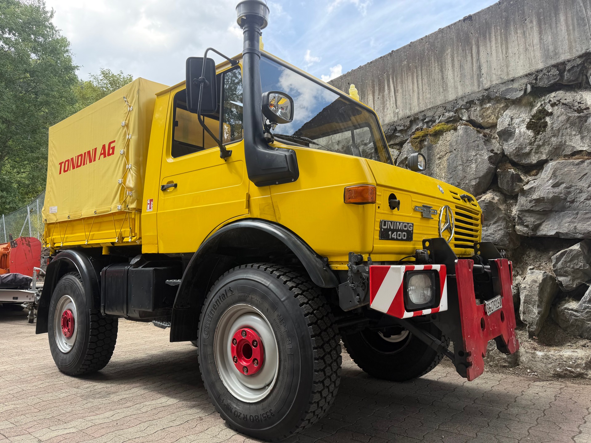 UNIMOG U 1400-image-1