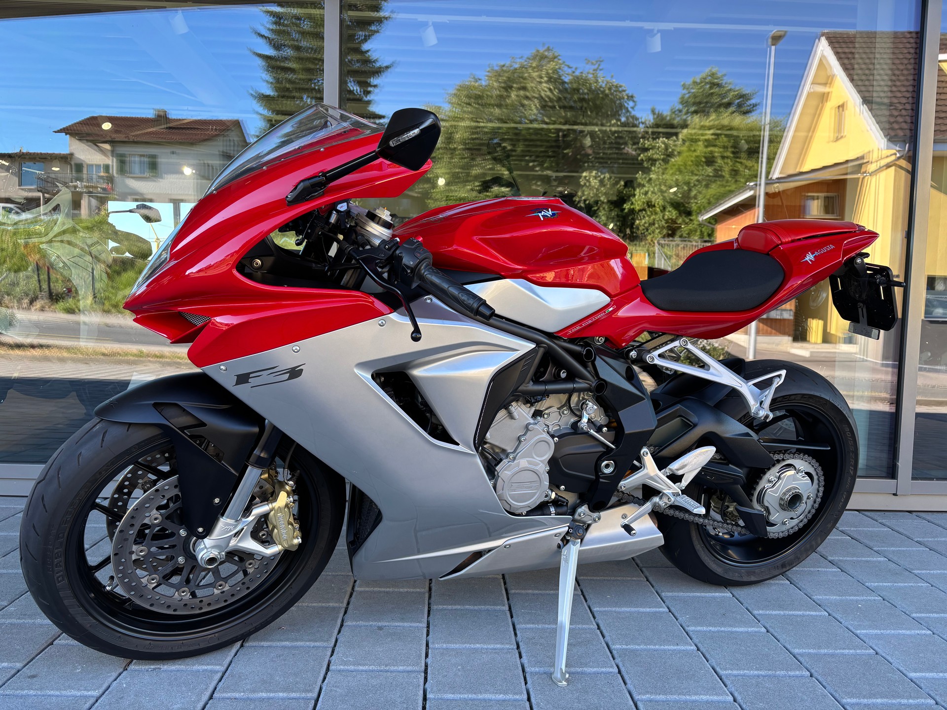 MV AGUSTA F3 675-image-1