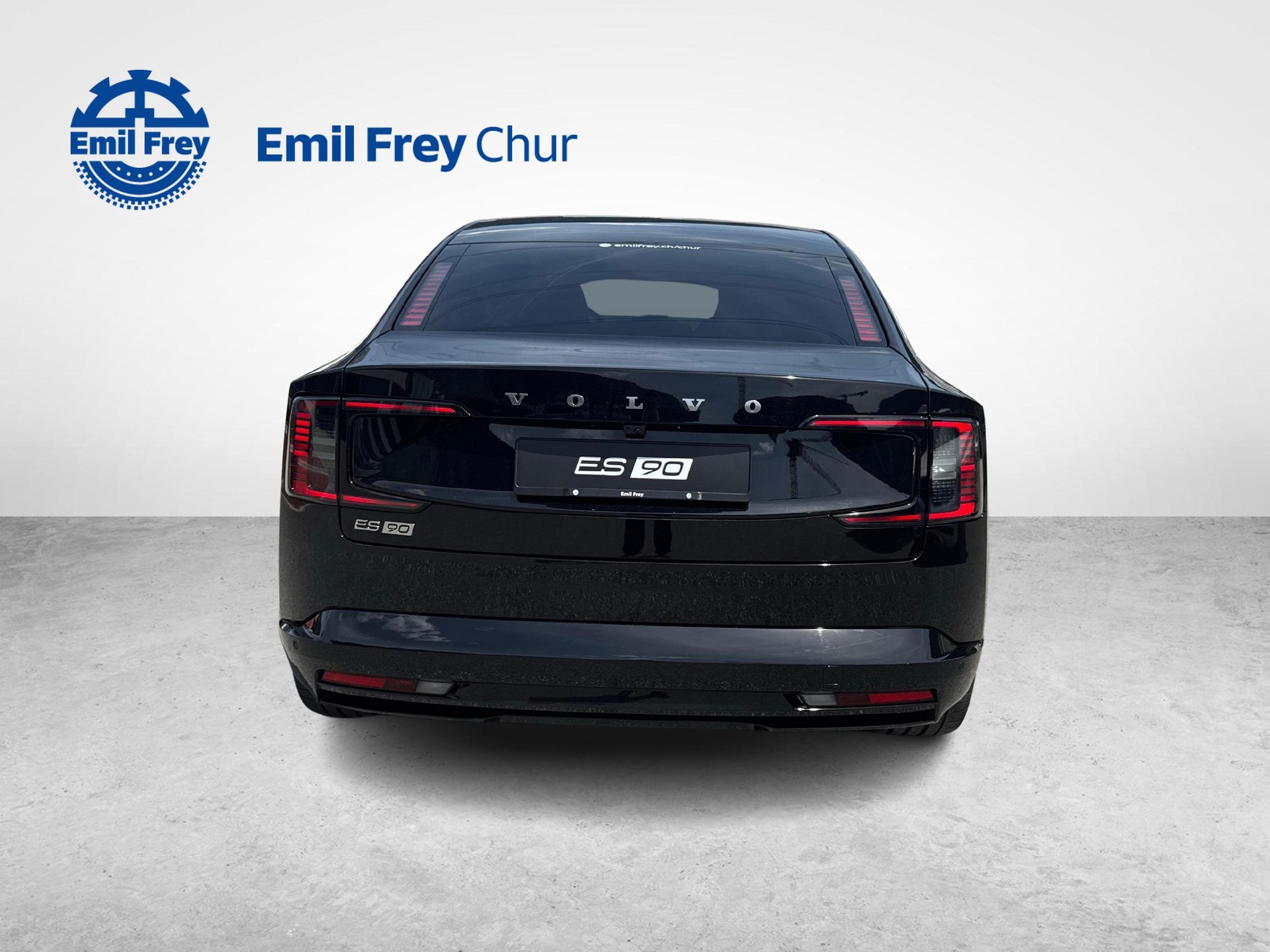 VOLVO ES90 Ultra-showroom-element-3