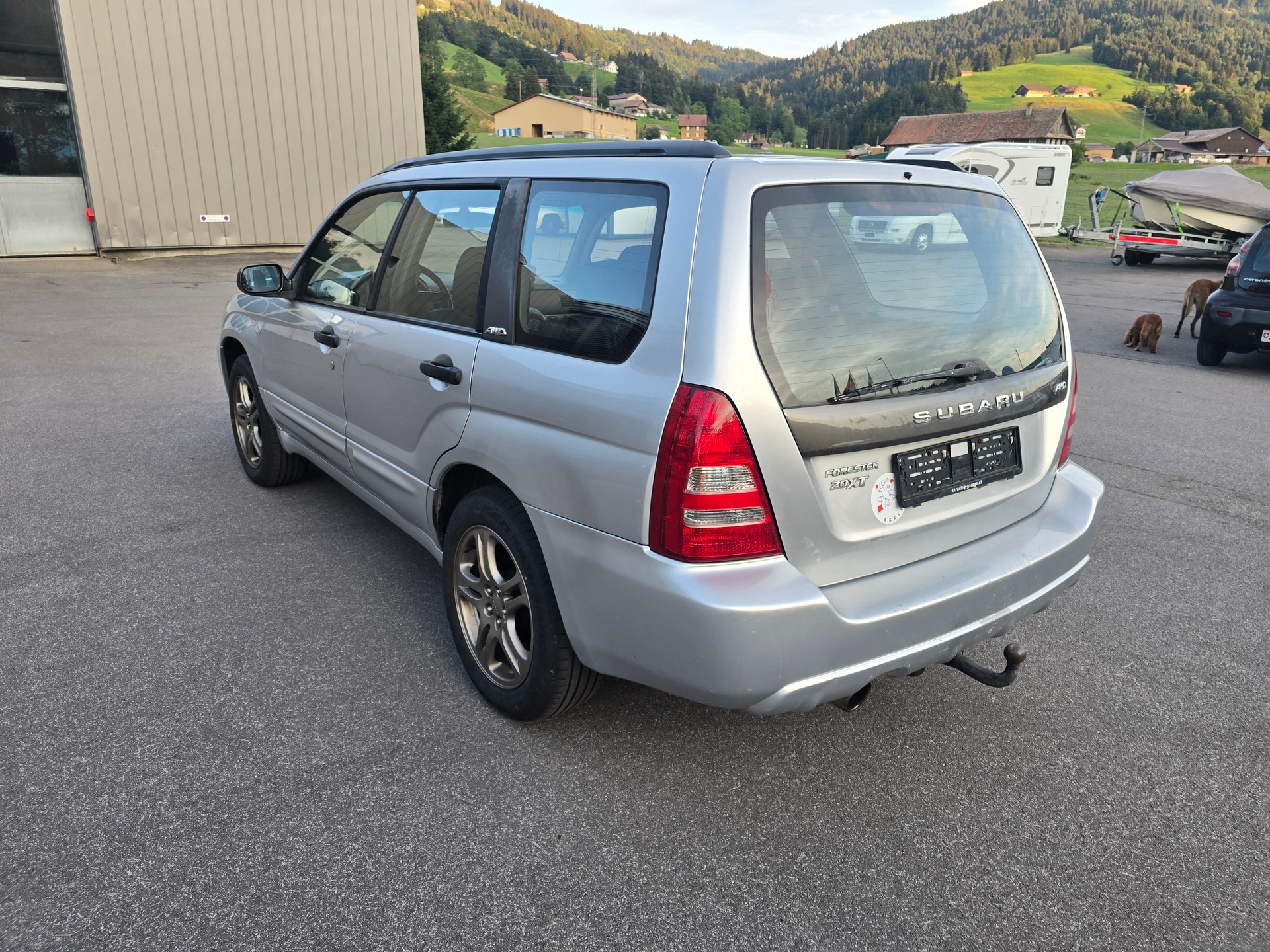 SUBARU Forester 2.0XT Club Automatic-image-6