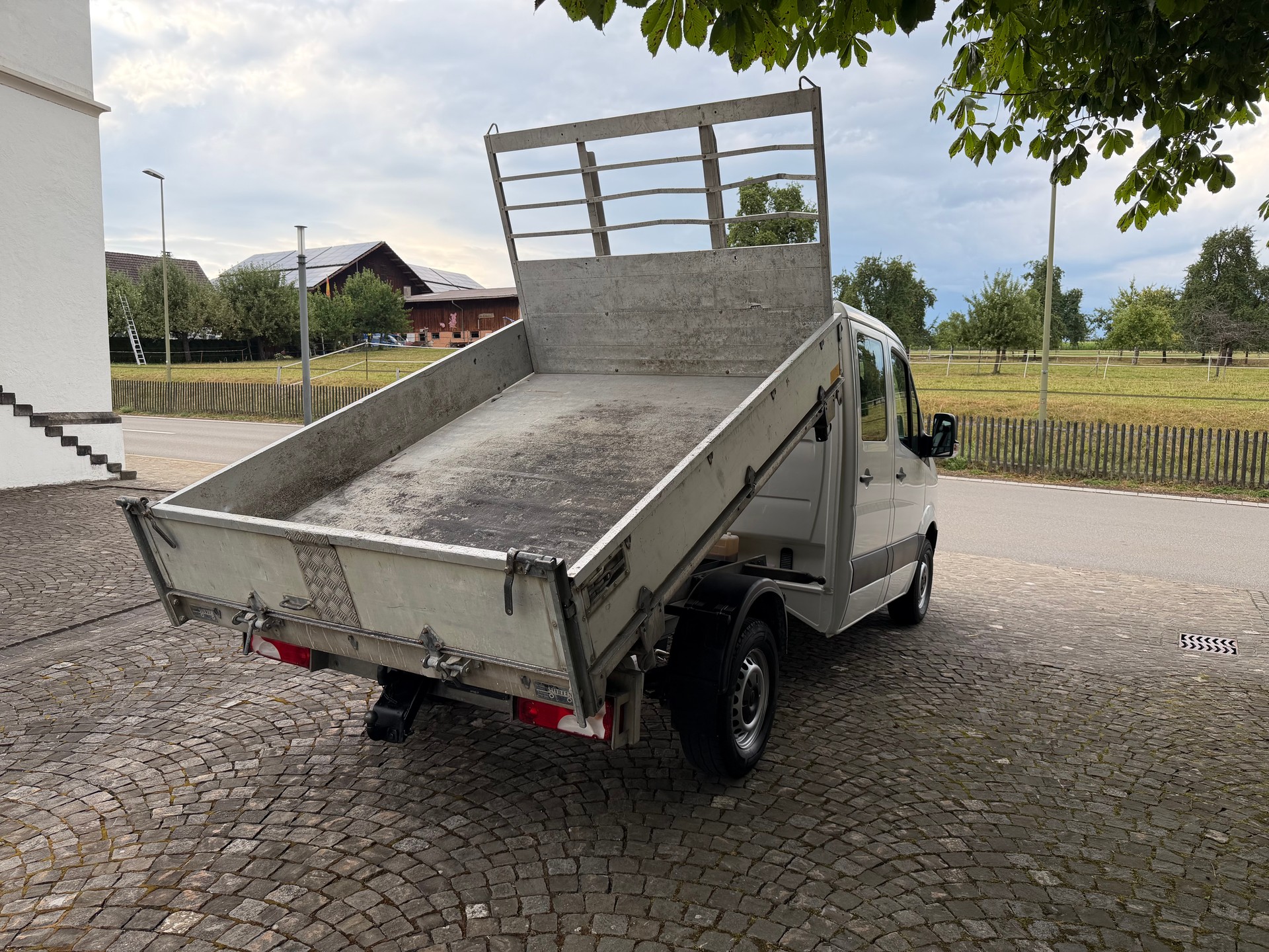 VW Crafter 35 2.0 TDI CR / Kipper / Ab MFK / Service gepflegt ink. Kupplung & Zahnriemen / Nutzlast 1010kg / Anhängerkup. 3500kg-image-5