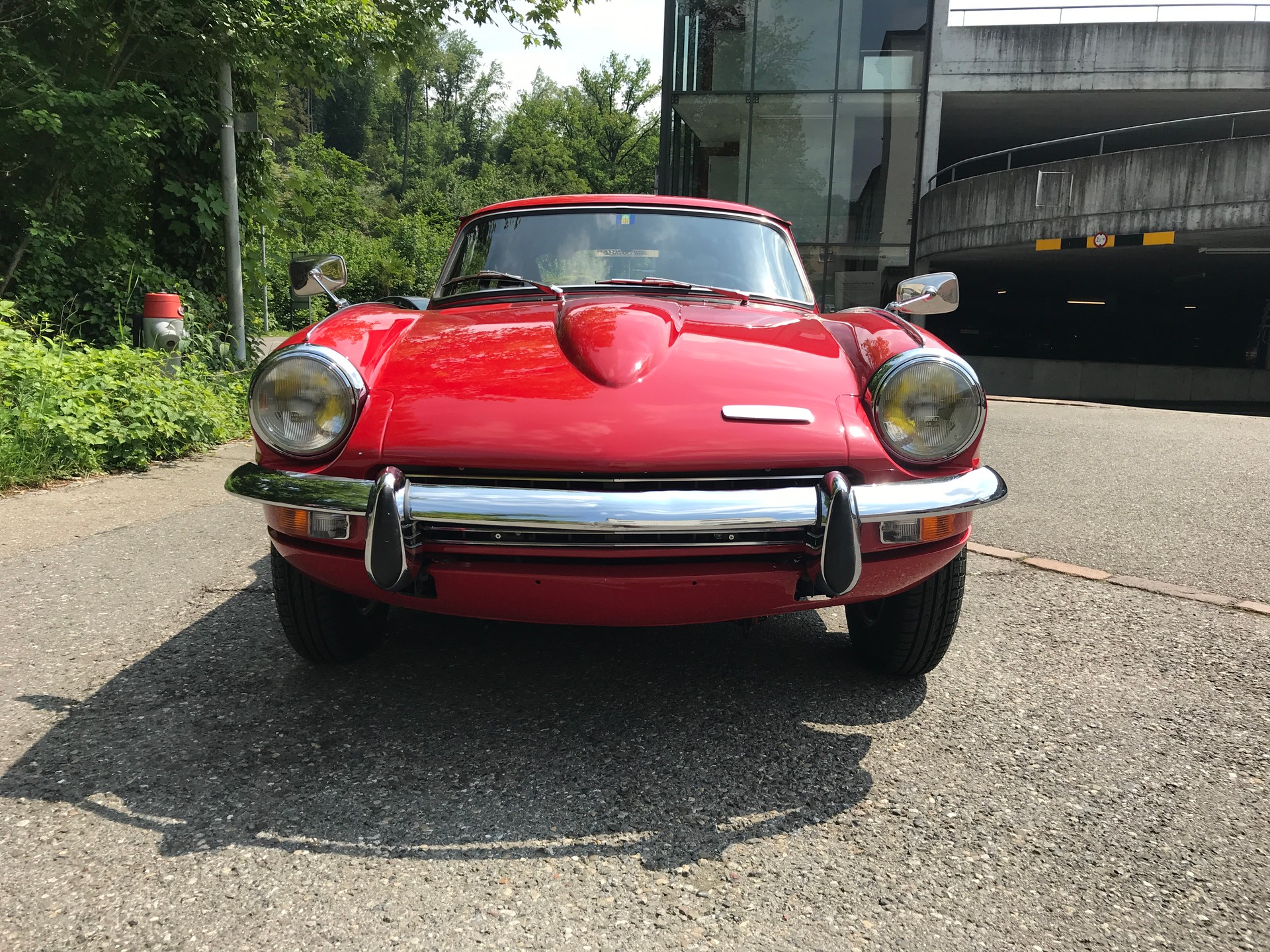 TRIUMPH GT6-image-1
